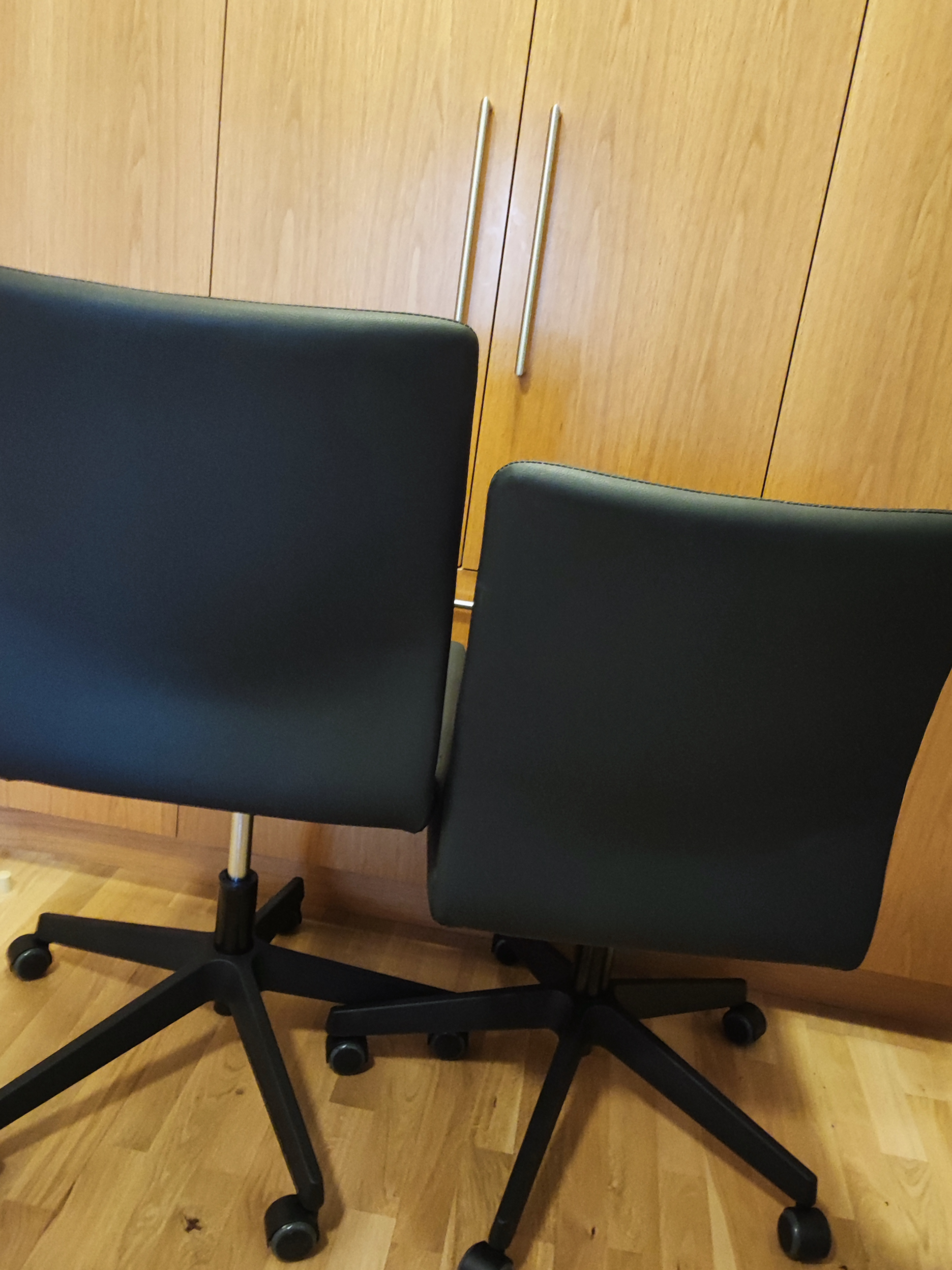 SELT / SOLD Ísafold 40 fundarstóll frá Á. Guðmundsson 7