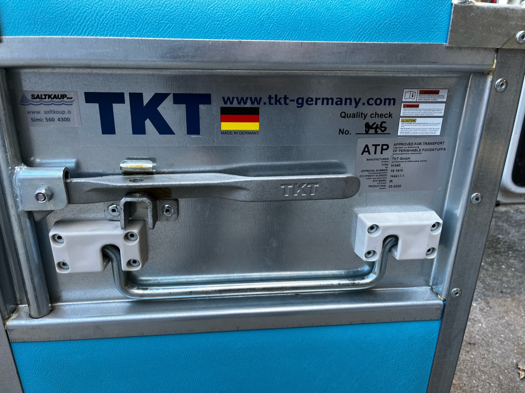 SELT / SOLD TKT Germany kælibox H-340 á hjólum 3