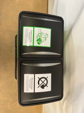 SELT / SOLD Flokkunartunna 2 x 30ltr 3