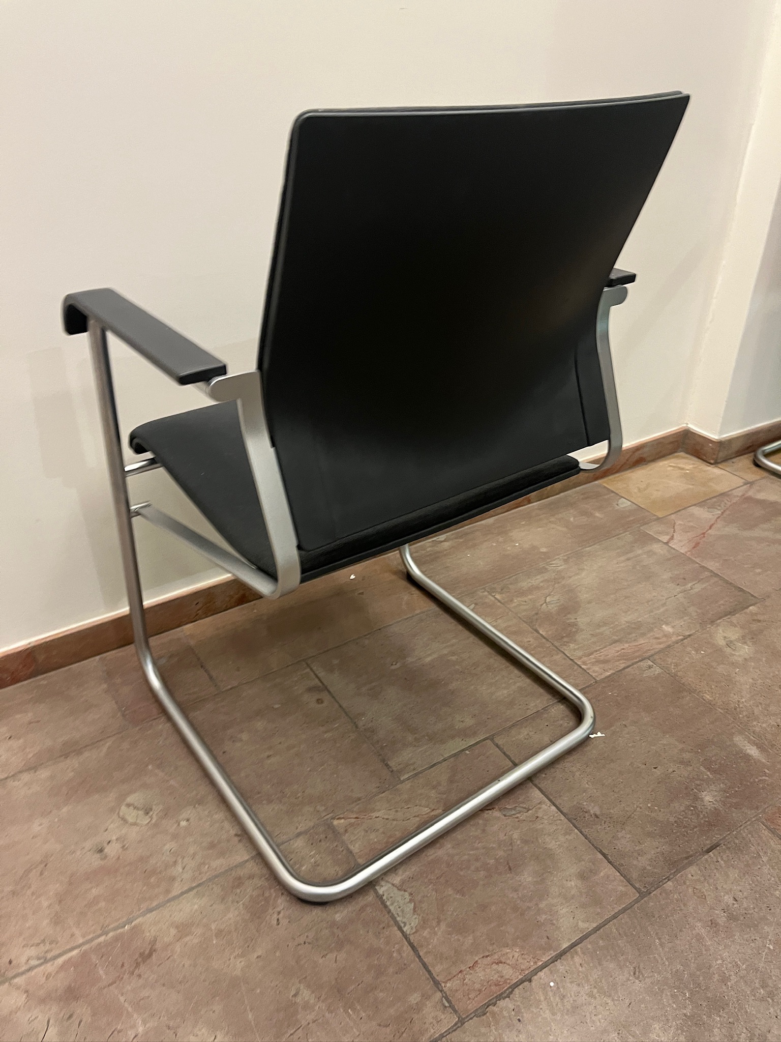 SELT / SOLD Wilkhahn stólar, svartir 5