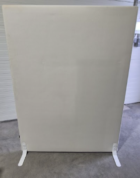 SELT / SOLD Hljóðeinangrandi tauskilrúm, H150xB120sm. - Akureyri 2