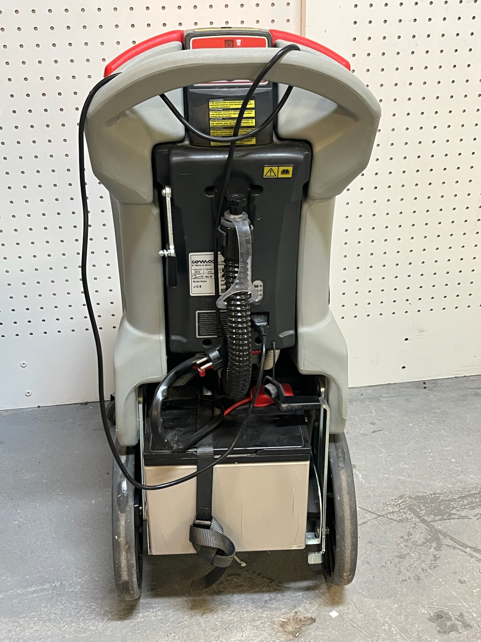SELT / SOLD Comac L16B skúringavél (2019) 5