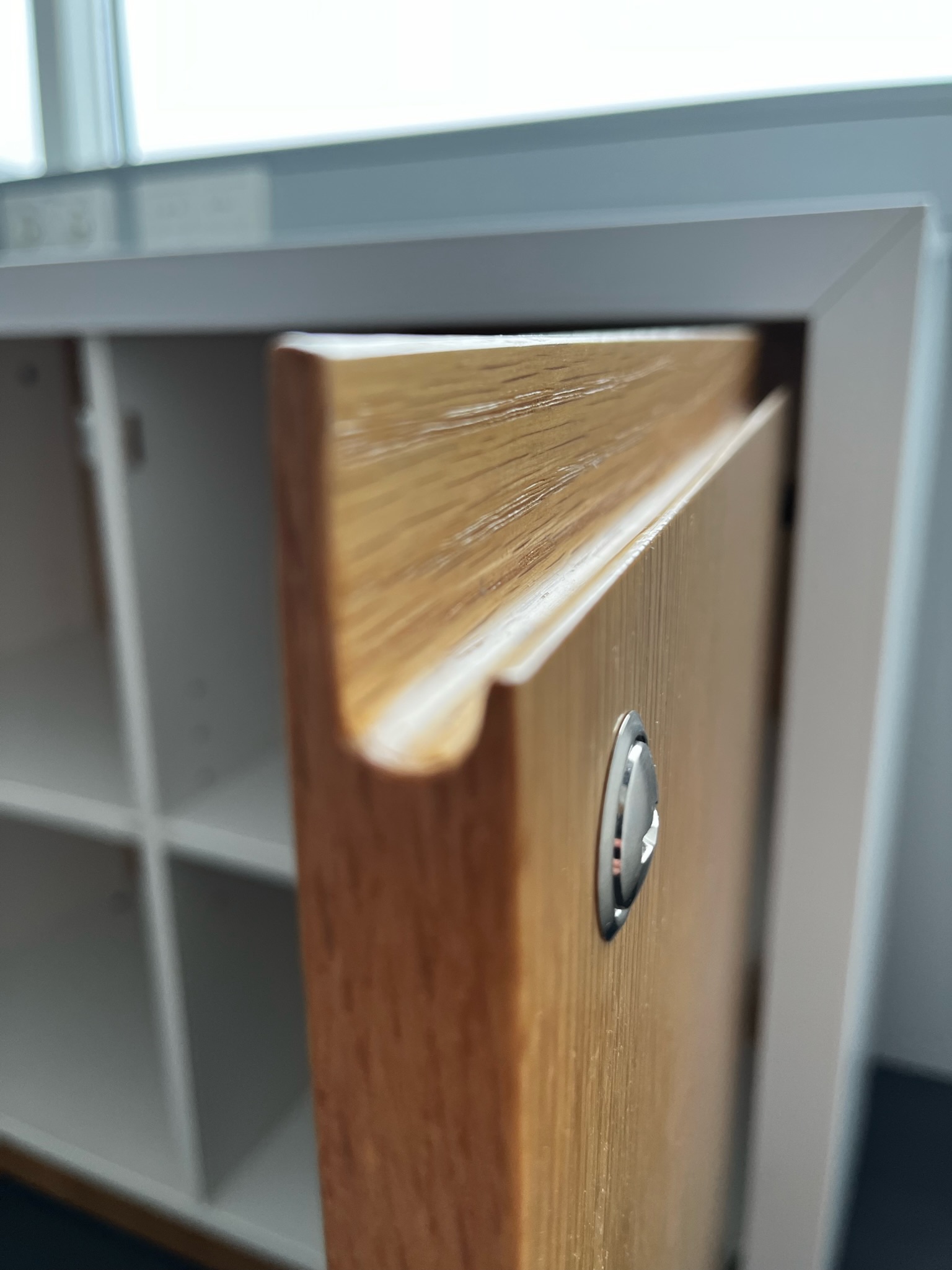 SELT / SOLD Skrifstofuskápur frá Á. Guðmundsson 10