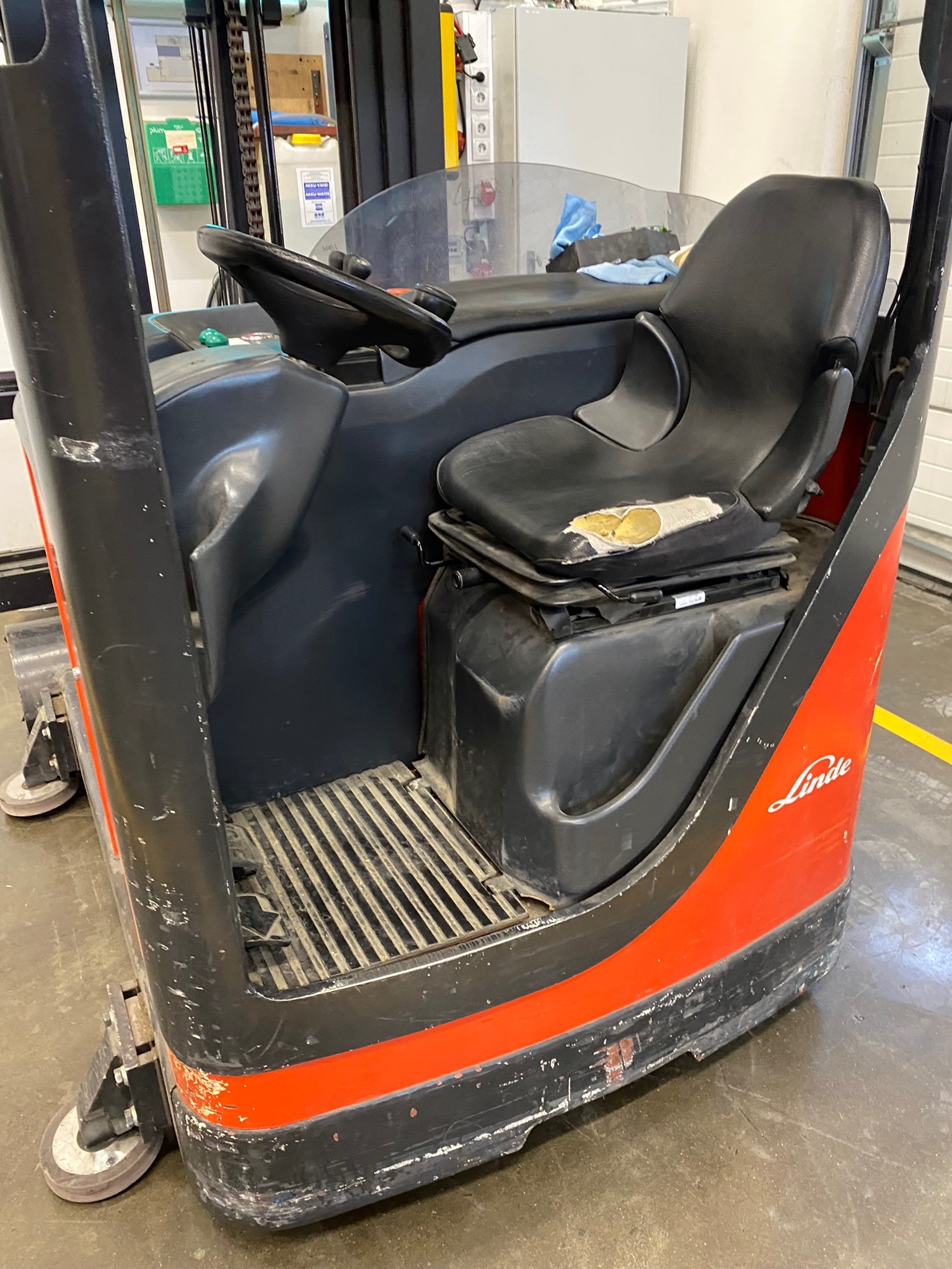 SELT / SOLD - Linde A10 staflari - lyftari 7