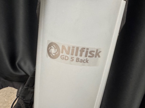 Nilfisk GD 5 Back ryksuga á bak 4