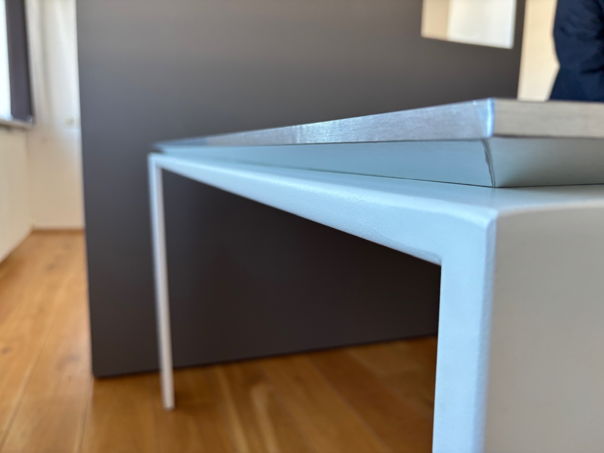 SELT / SOLD Kartell borð, B128xD128xH74sm. 5