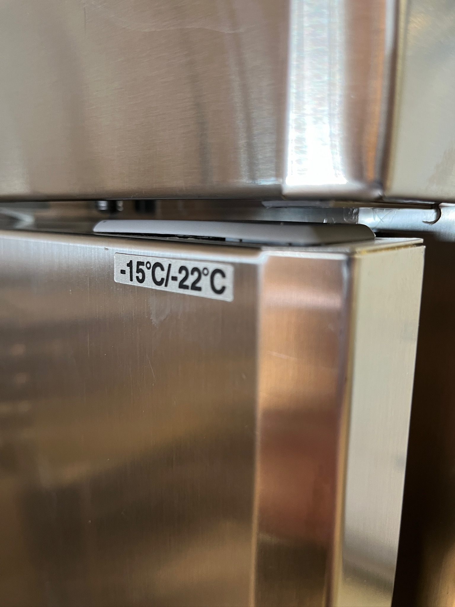 SELT / SOLD Zanussi frystiskápur, 670L, H206 x D83 x B71 sm. 4