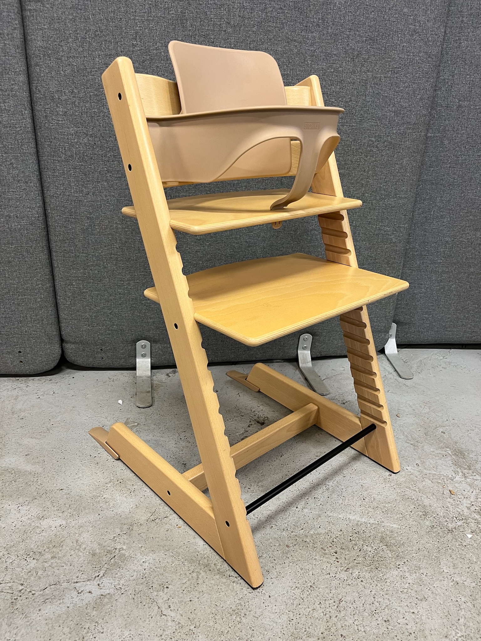 SELT / SOLD Stokke barnastóll frá Fífu