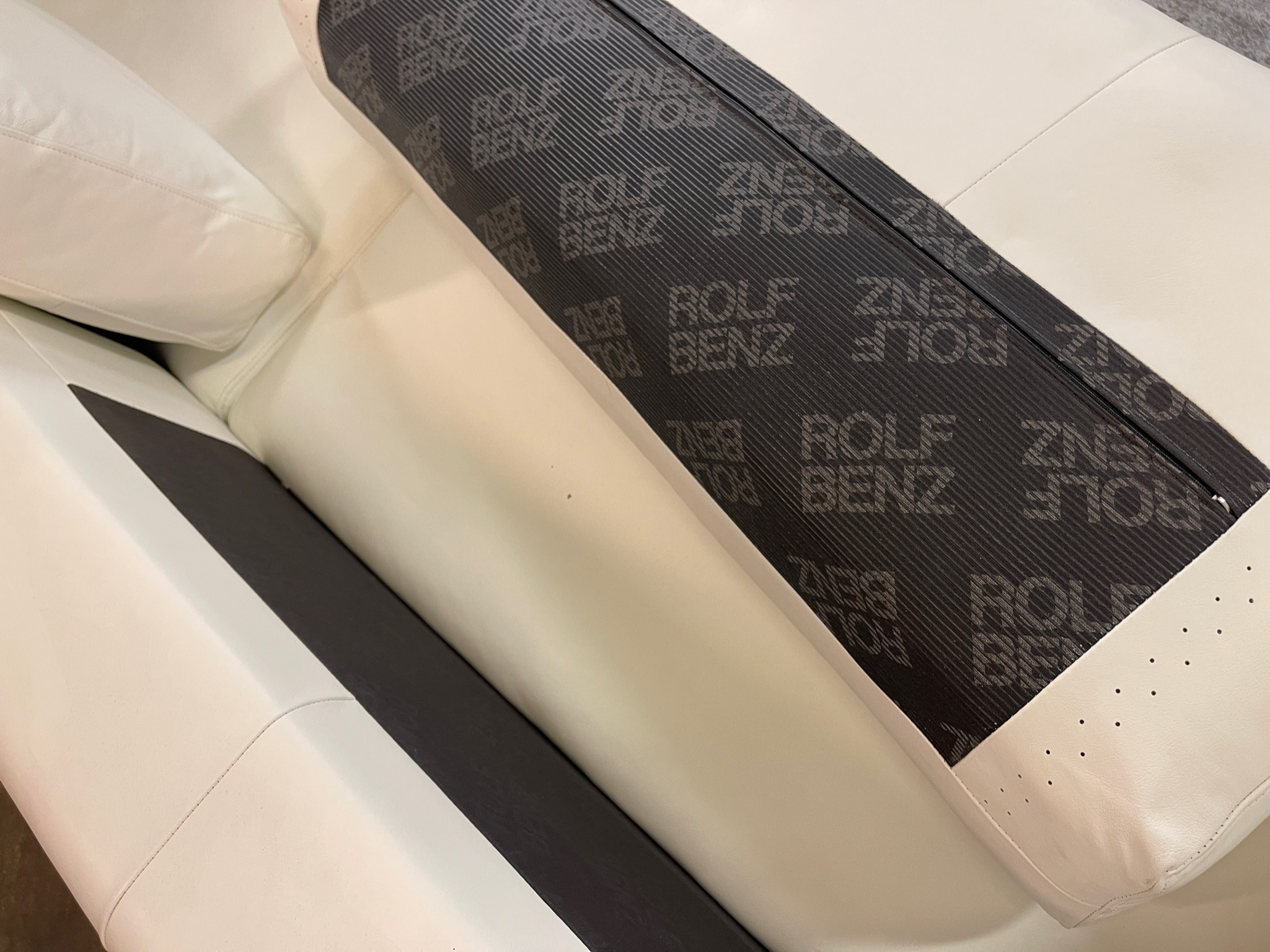 Veglegur Rolf Benz 2ja sæta sófi 9