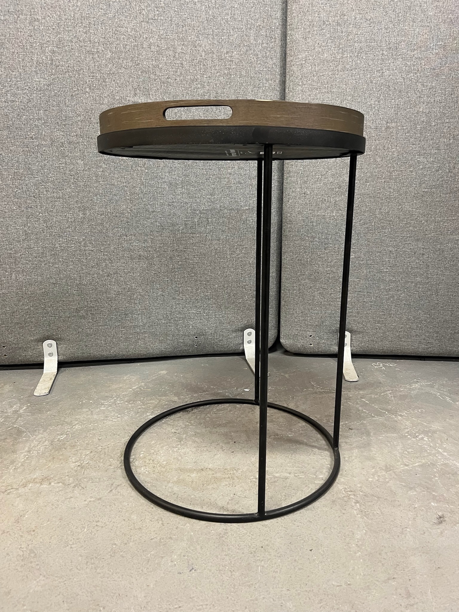 SELT / SOLD Notre Monde hringborð frá Tekk H69 x Ø48 sm. 3