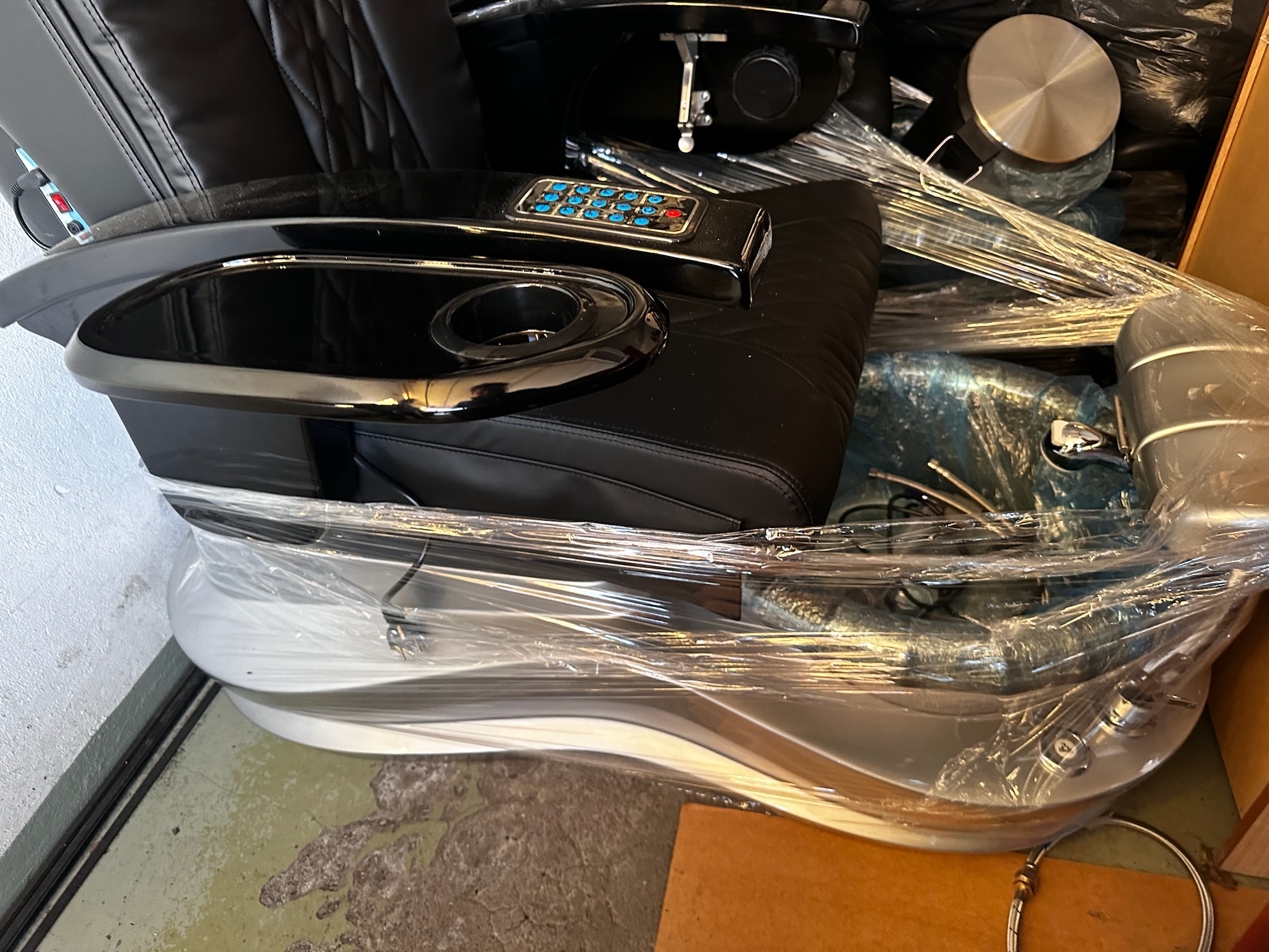 Maiwell fótsnyrtingastóll og hnakkstóll / Pedicure chair (4 stk.) 8