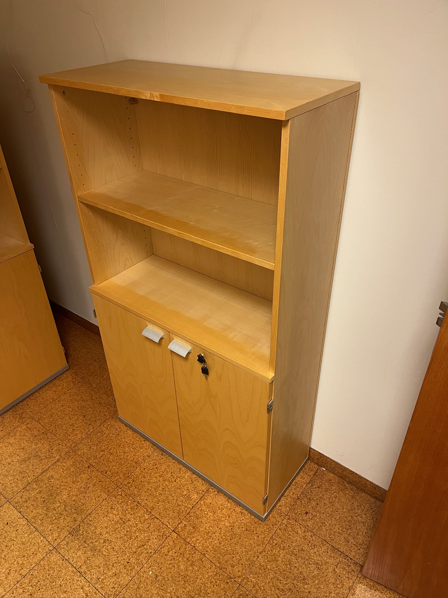 SELT / SOLD Bókaskápar, beyki (30 stk.)
