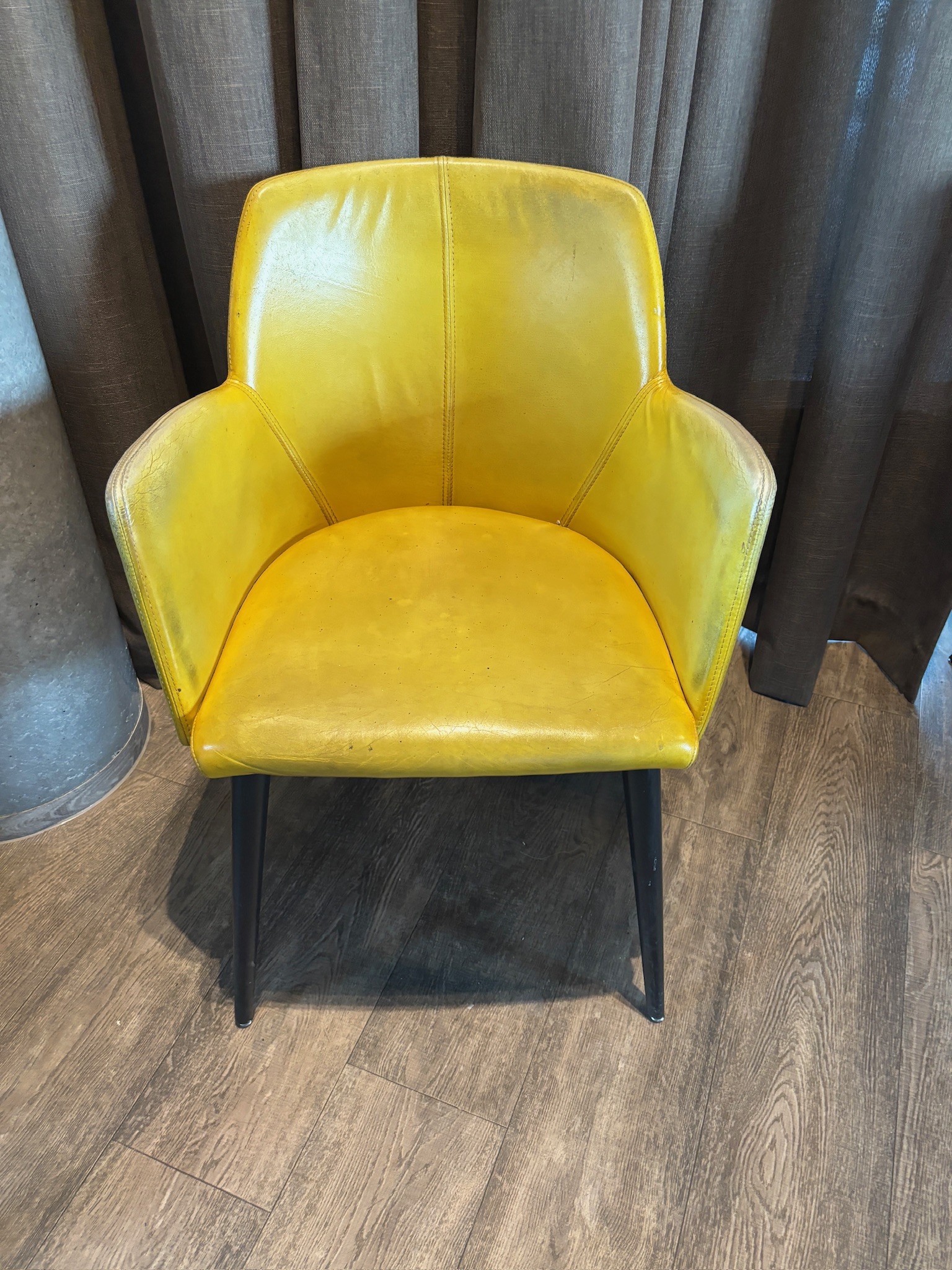 SELT / SOLD Retro borðstofustólar / eldhússtólar, gulir 4
