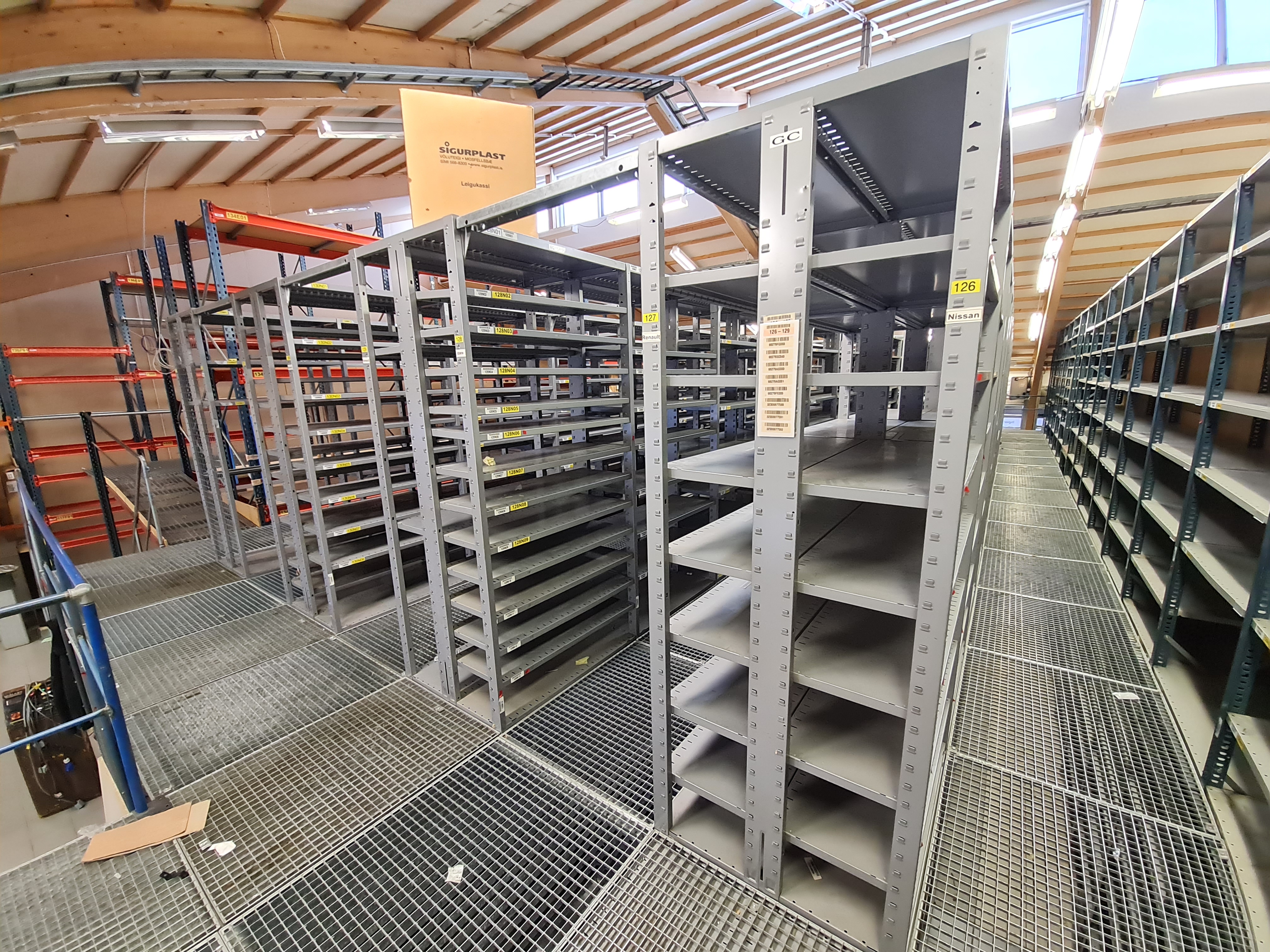 SELT / SOLD - Milliloft um 300 fm. 15
