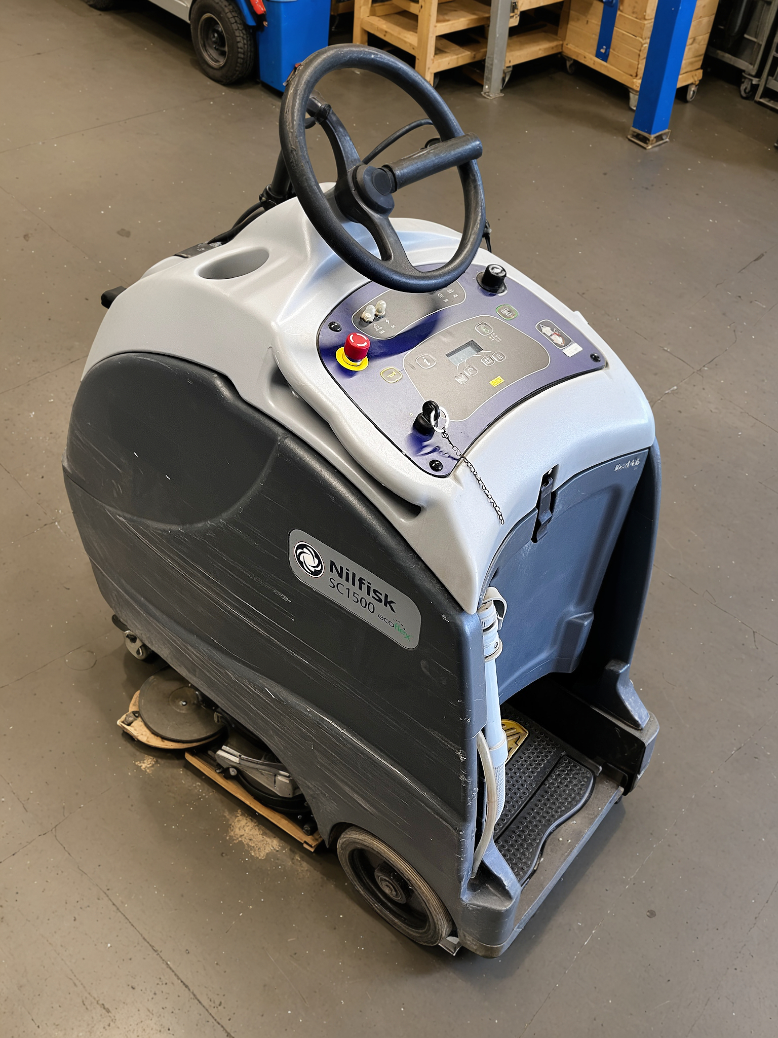 SELT / SOLD Nilfisk skúringavél SC1500