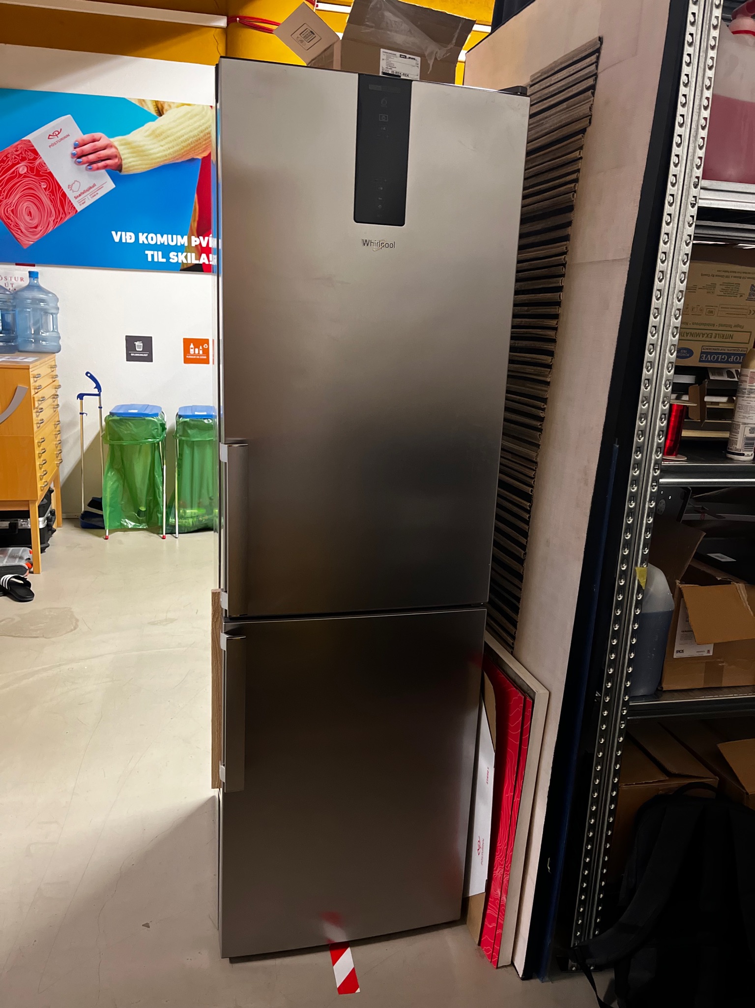SELT / SOLD Whirlpool Kæliskápur með frysti