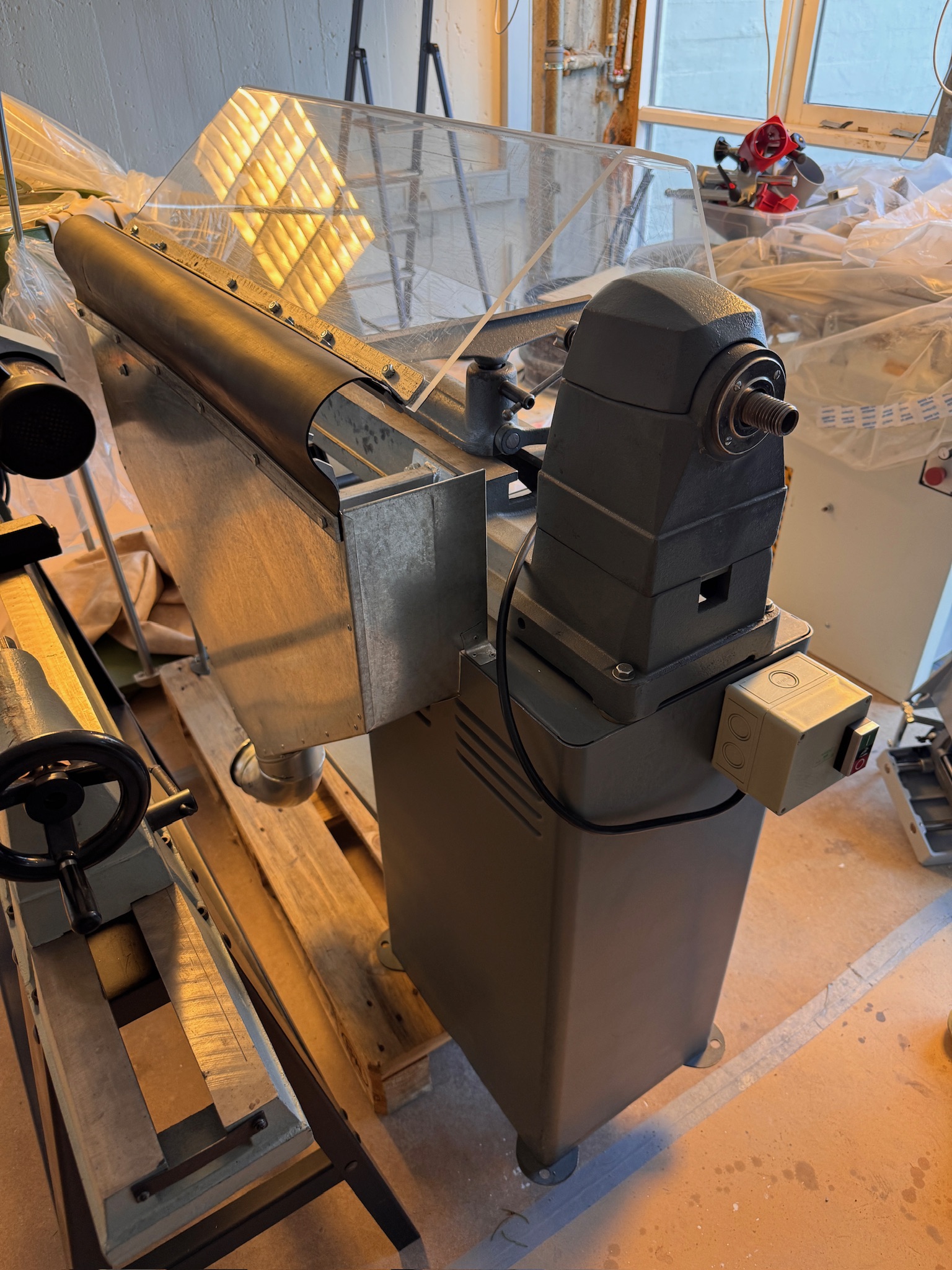 SELT / SOLD Rockwell rennibekkur 5