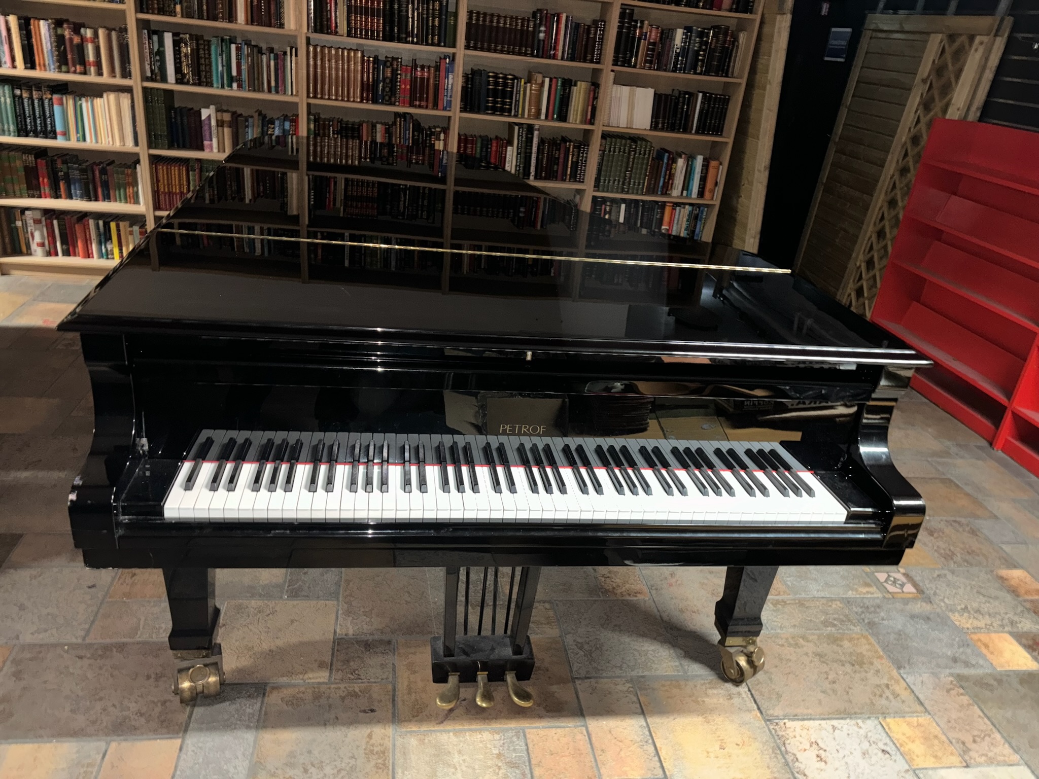 SELT / SOLD - Glæsilegur Petrof flygill - Grand Piano - concert 4