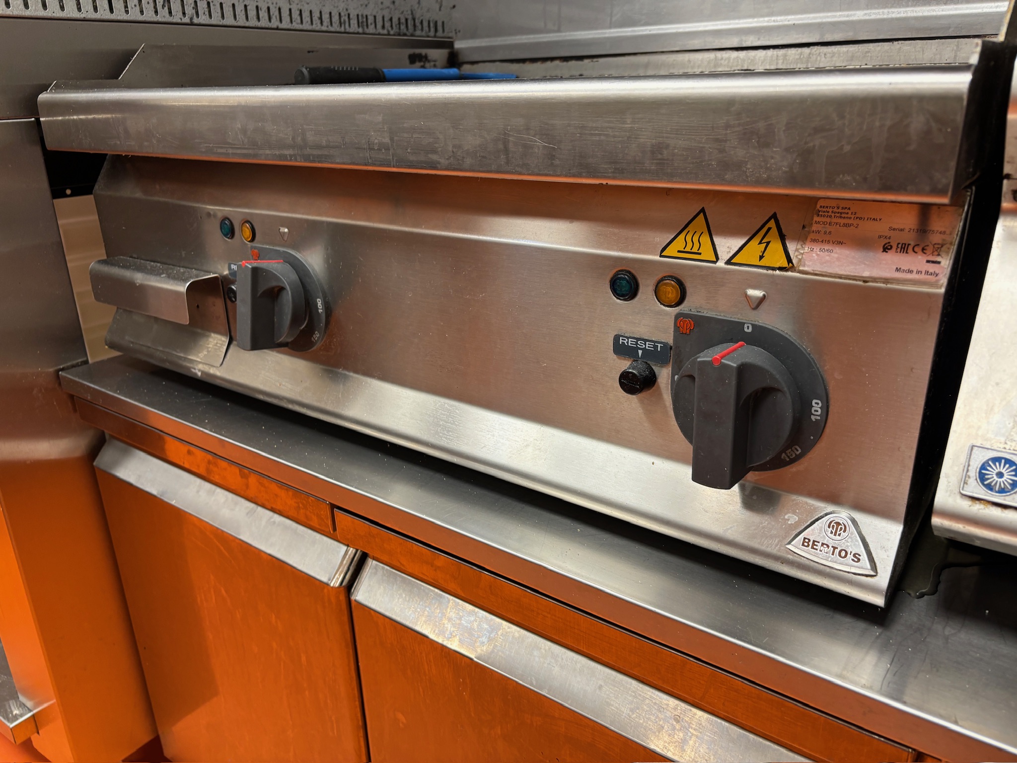 SELT / SOLD Berto's grillpanna flatpanna 6
