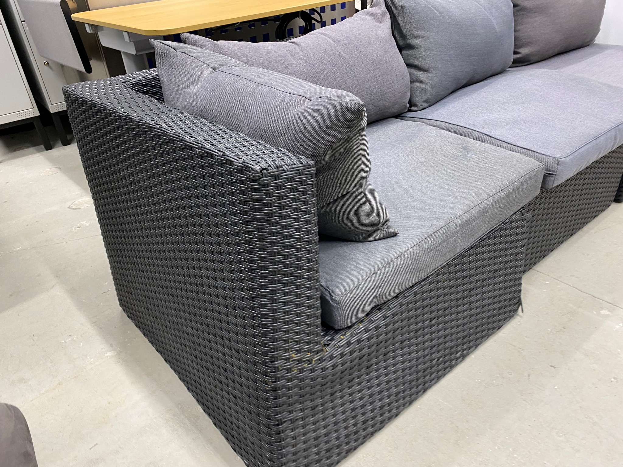 SELT / SOLD Garðsett / garðbekkur, B230 x D84 sm. 7