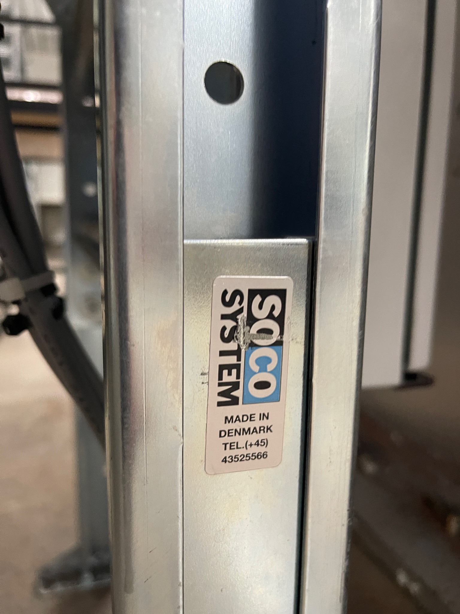 SELT / SOLD Soco System rafdrifið færiband m.snertirofa, L305xB57sm. 9