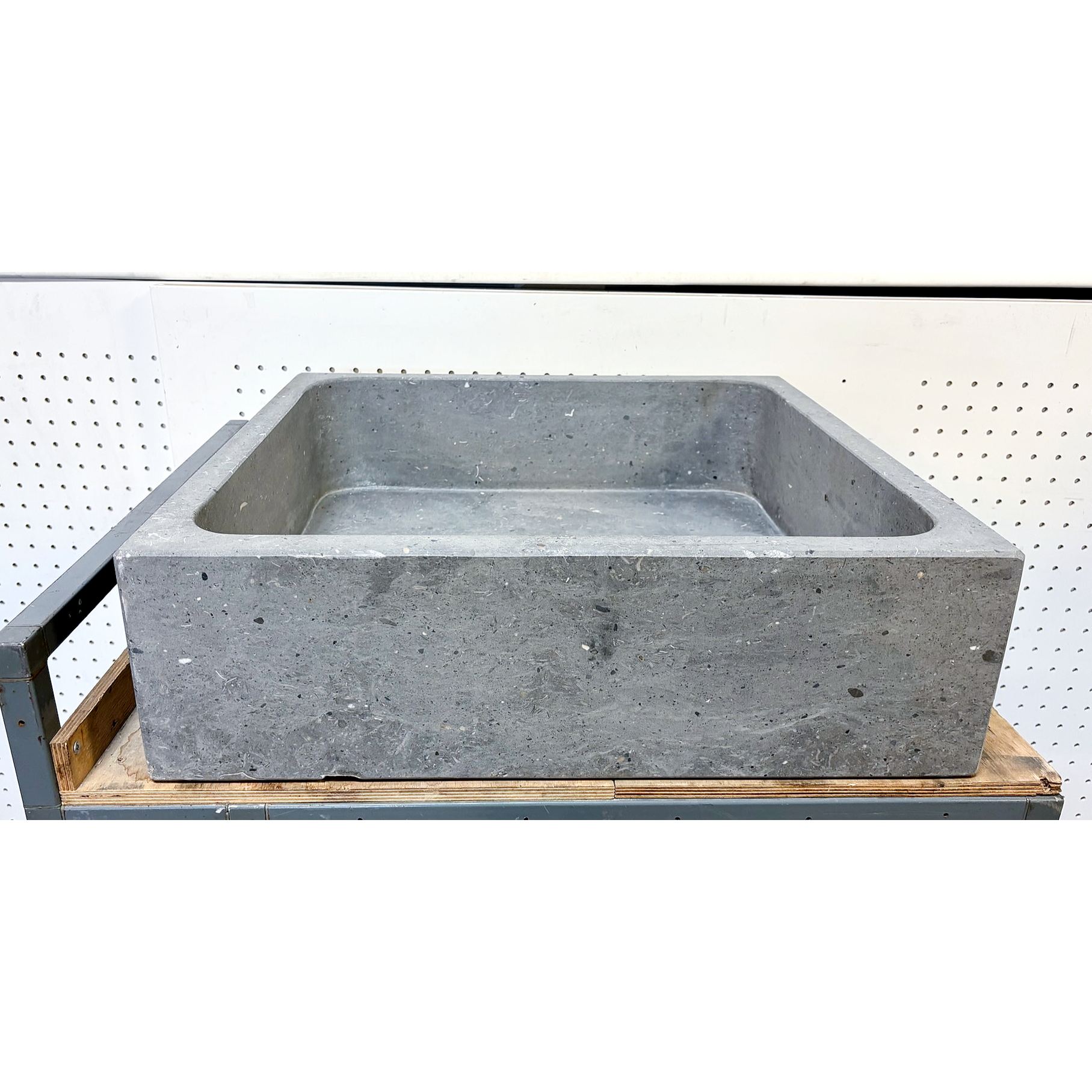 Limestone handlaug 2