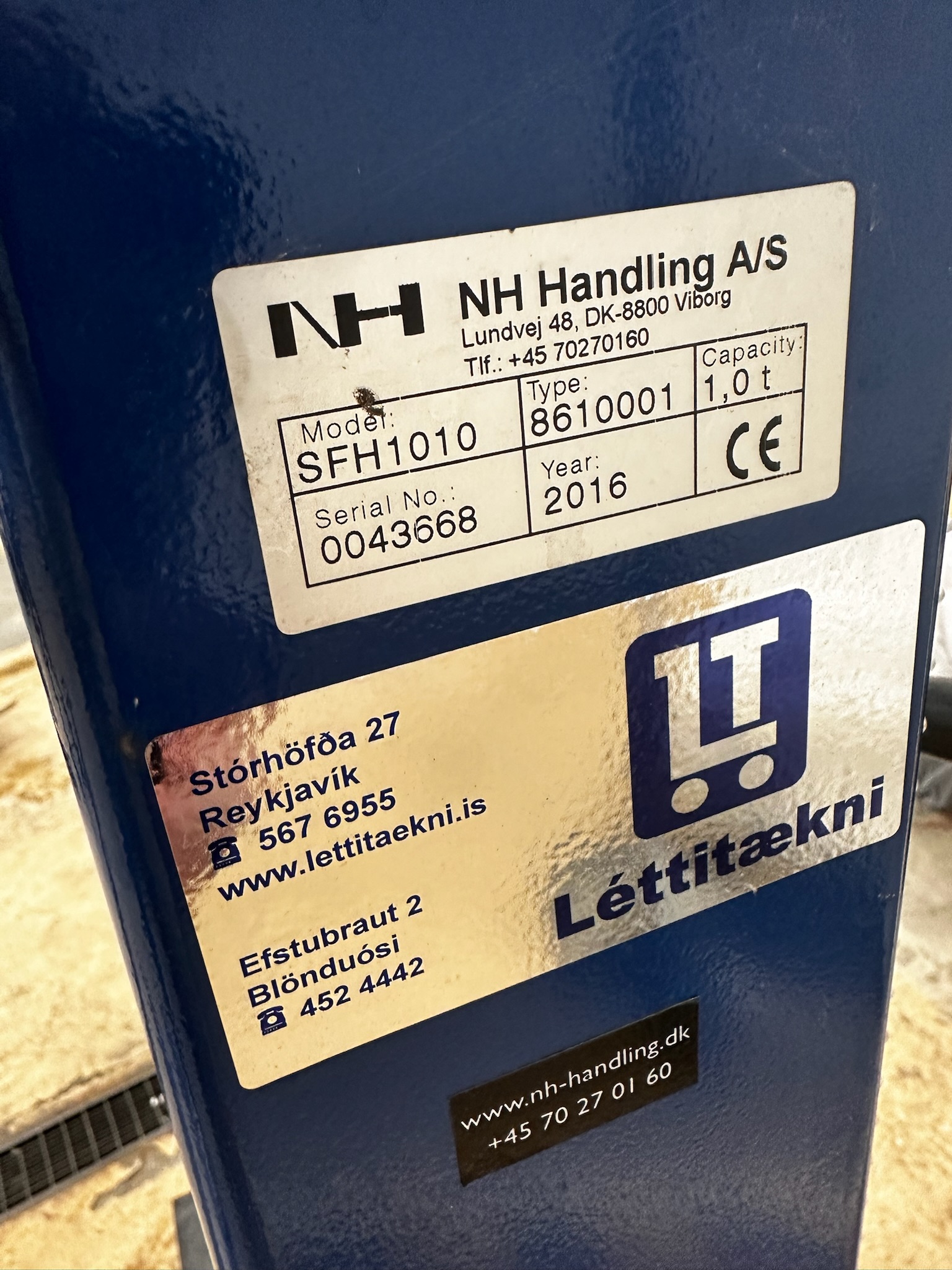 SELT / SOLD NH staflari (hand/raf) frá Léttitækni, 1000kg/3m - Akureyri 8