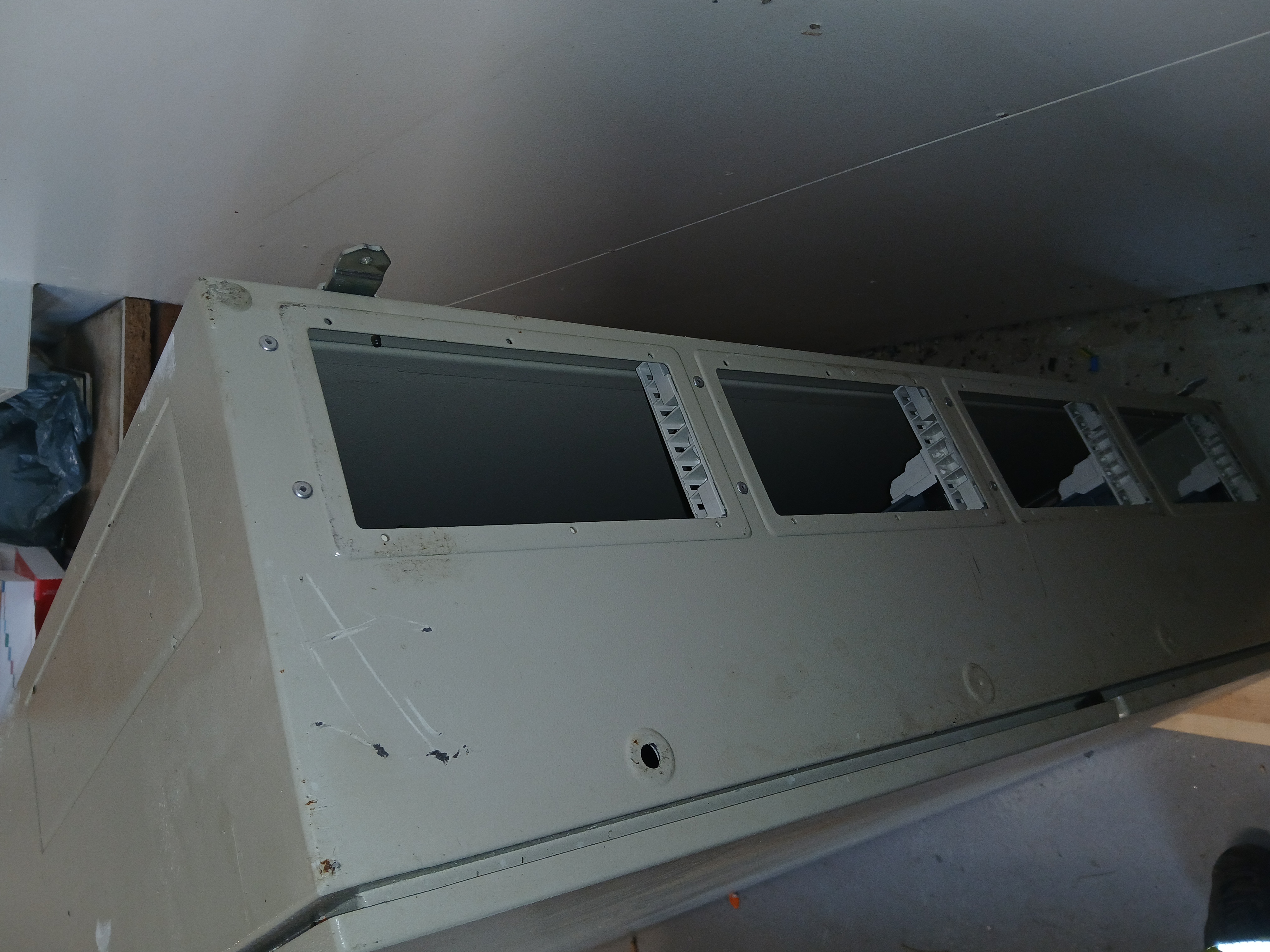 SELT / SOLD Rafmagnstafla 185 sm. 5