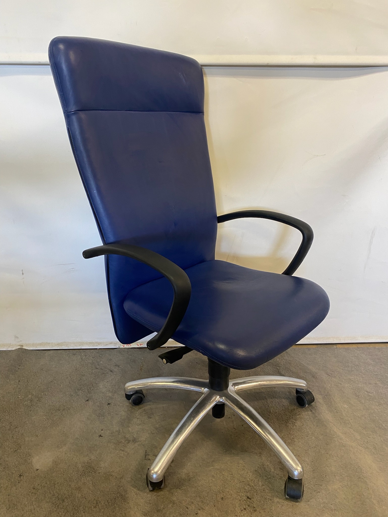SELT / SOLD Dauphin skrifstofustóll frá Pennanum 5