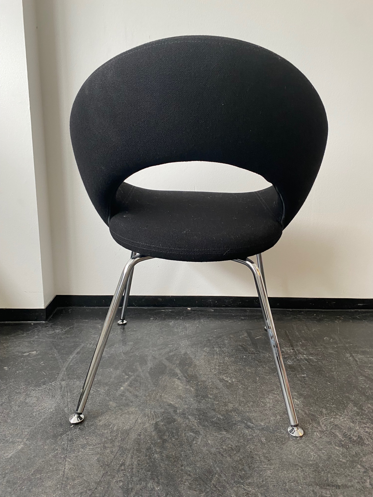 SELT / SOLD Artifort hönnunarstóll 3