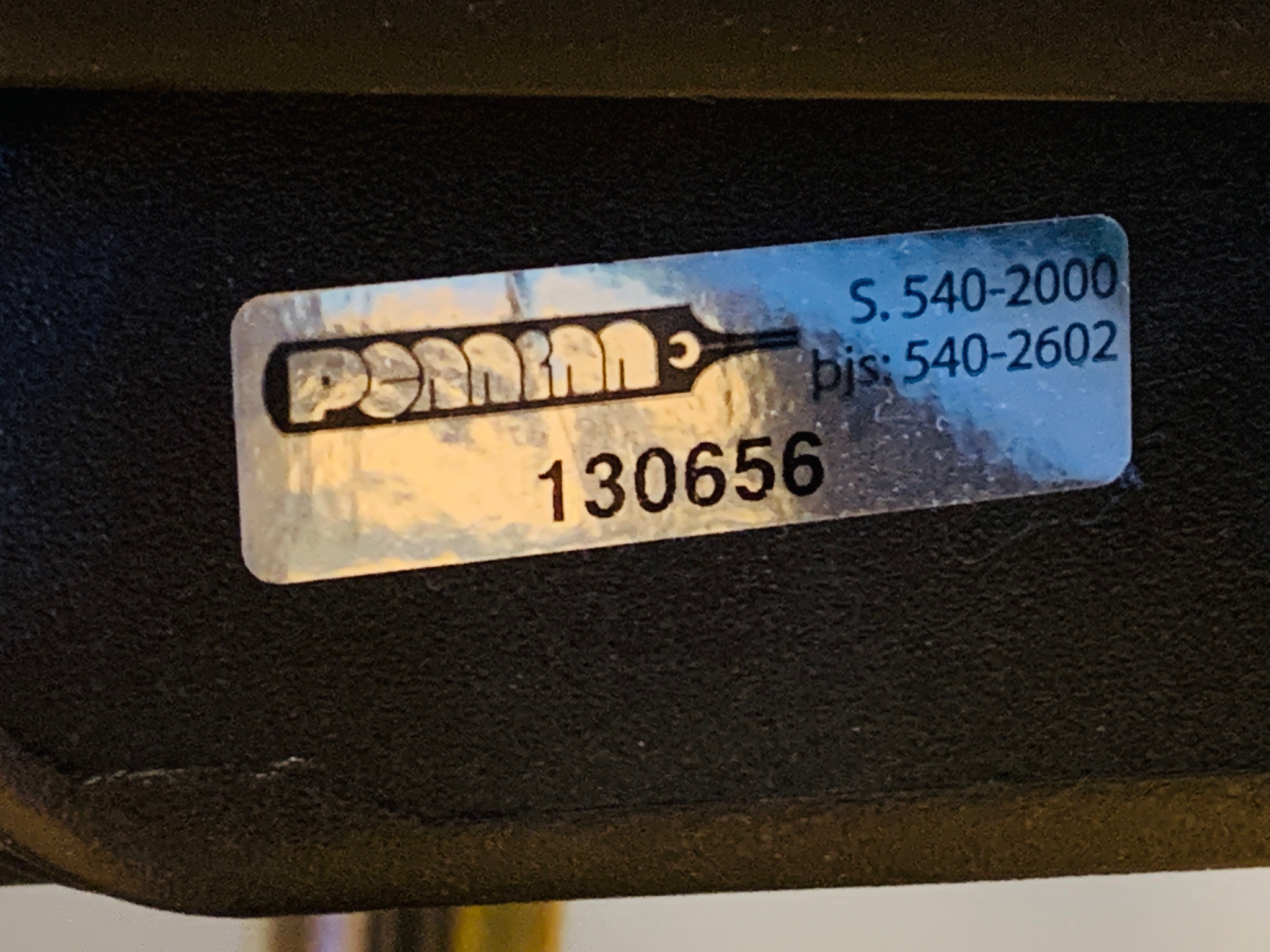 Selt-HERMAN MILLER - Sayl 9