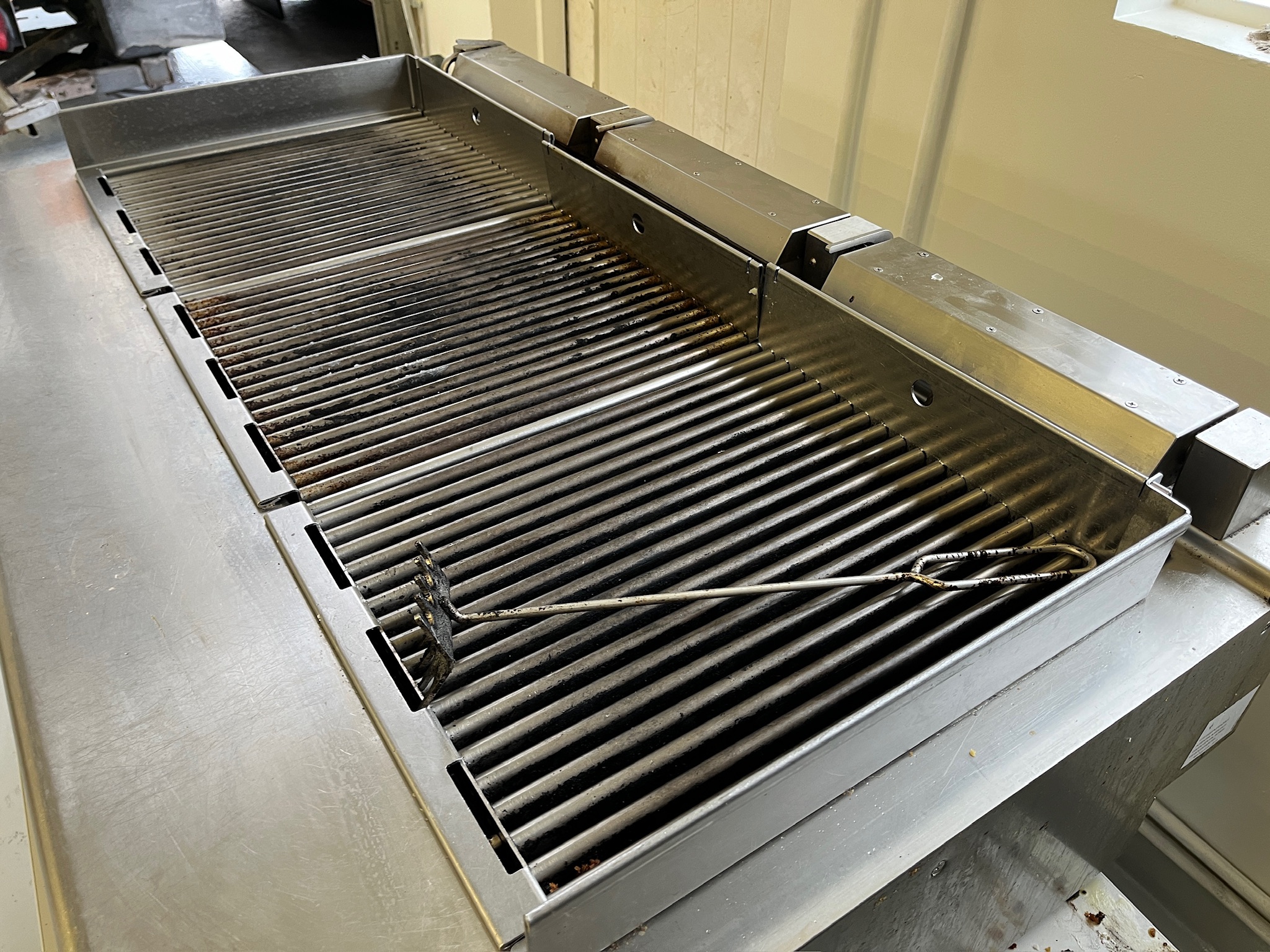 SELT / SOLD Zanussi 700 EVO broiler / grill frá ProGastro, B120 x D73 x H34 sm. 3