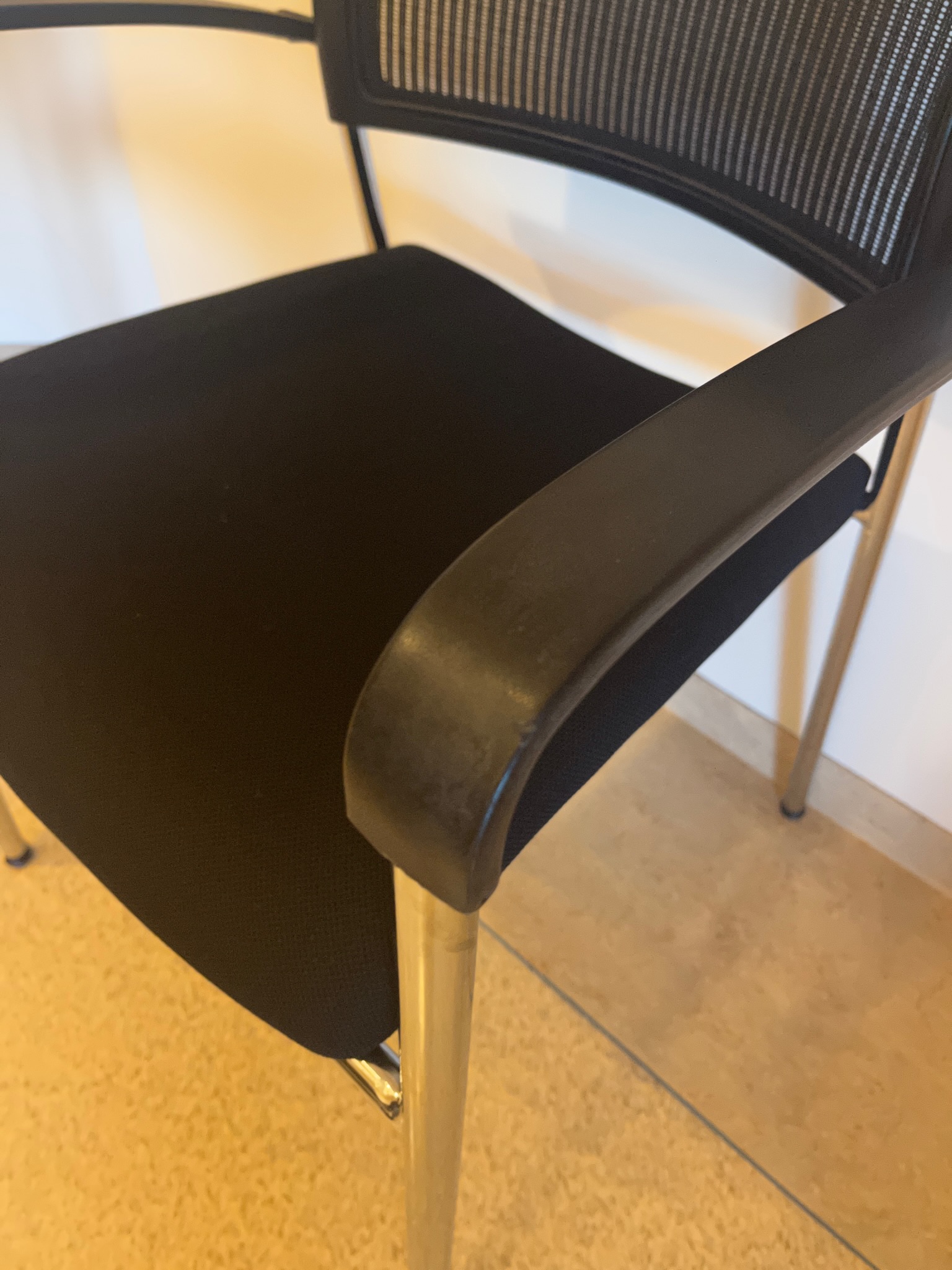 SELT / SOLD - Fundarstólar - 5 stk til 3