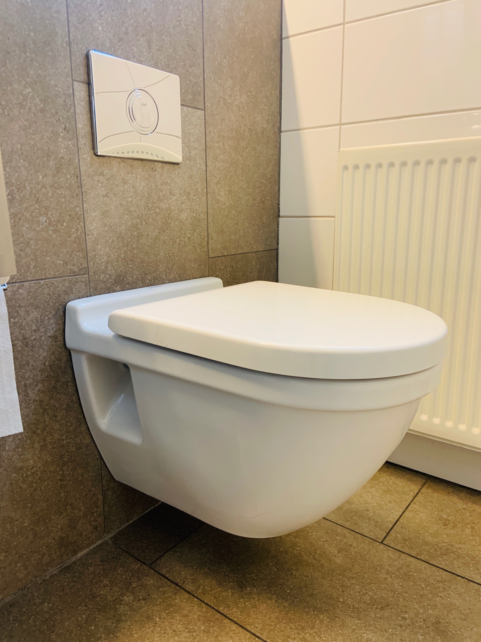 Selt - Duravit upphengt salerni