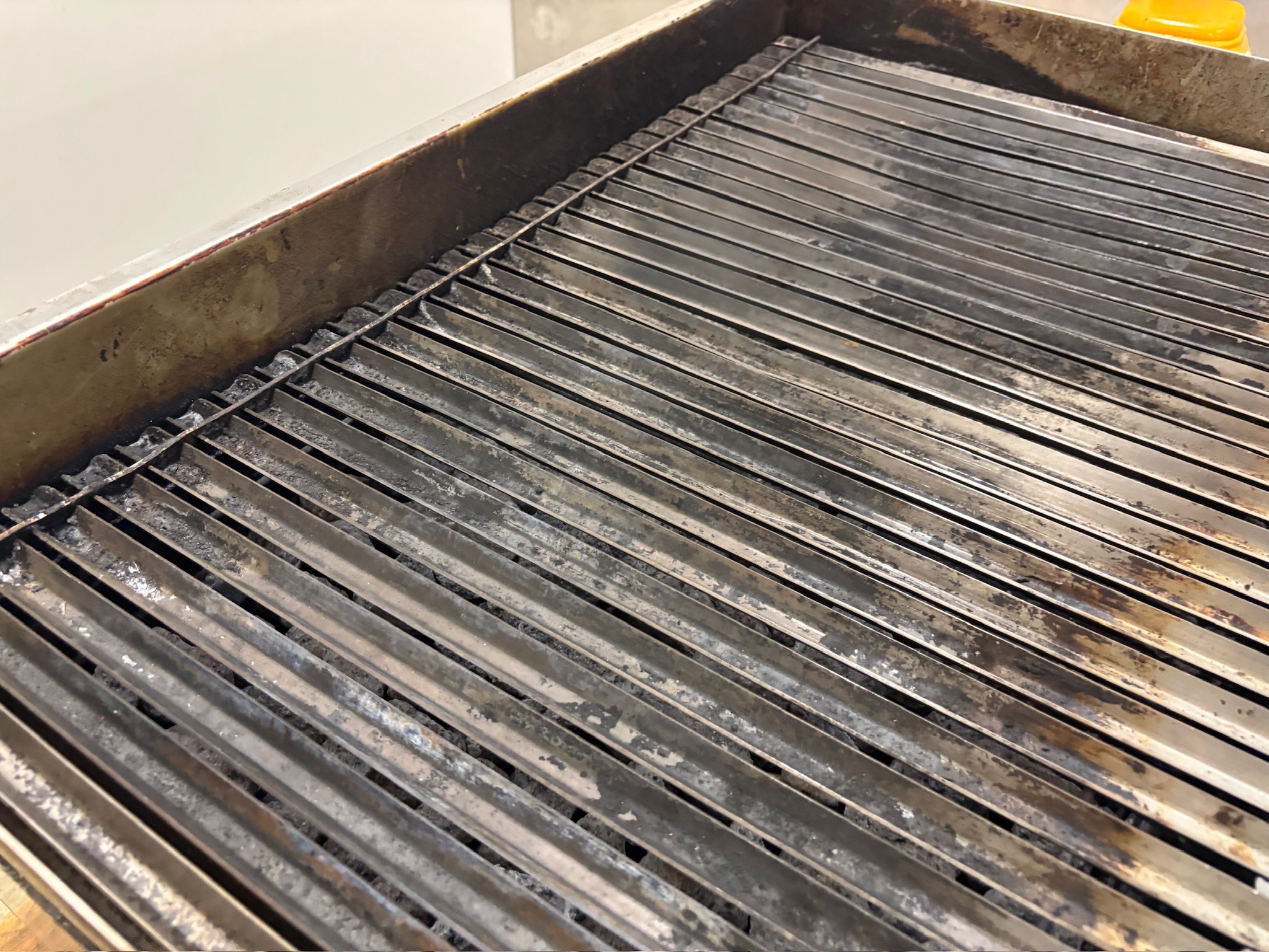 SELT / SOLD Grillvapor gasgrill, B80 x D80 x H41 sm. 7