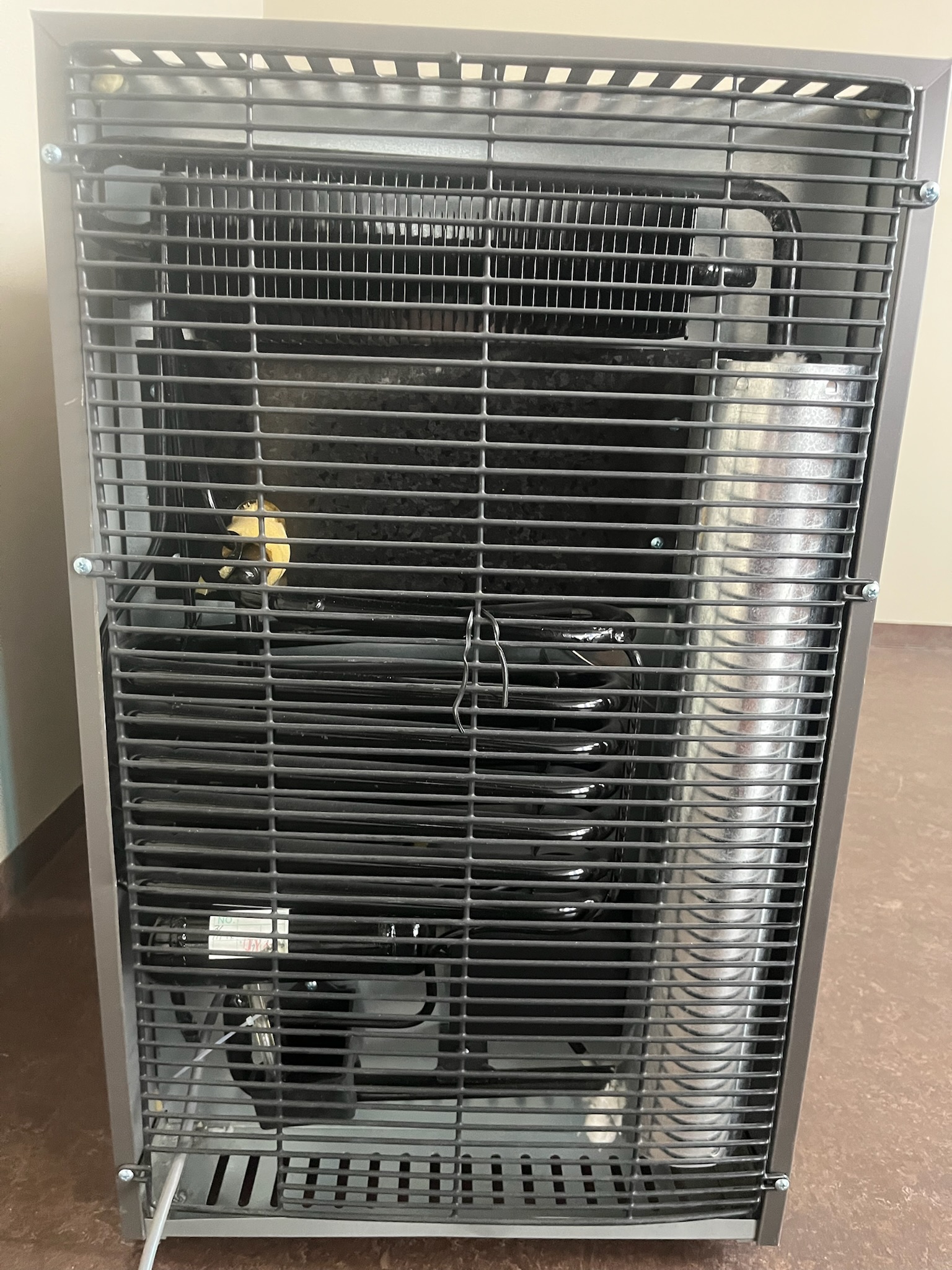 SELT / SOLD Tefcold TM50 Black ísskápur 5