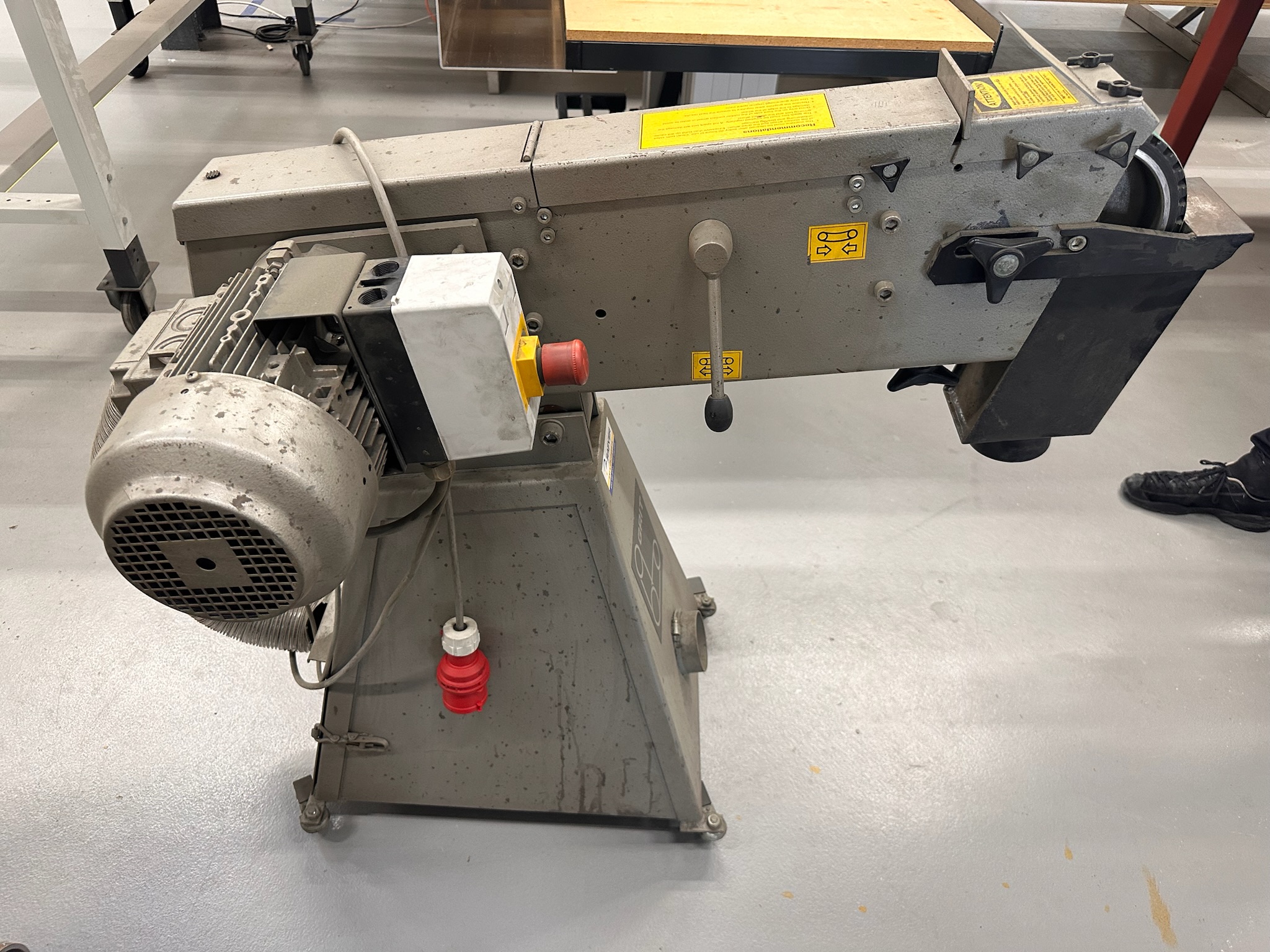 SELT / SOLD - Multi-Tool Bandslípivél GS 75 S 5