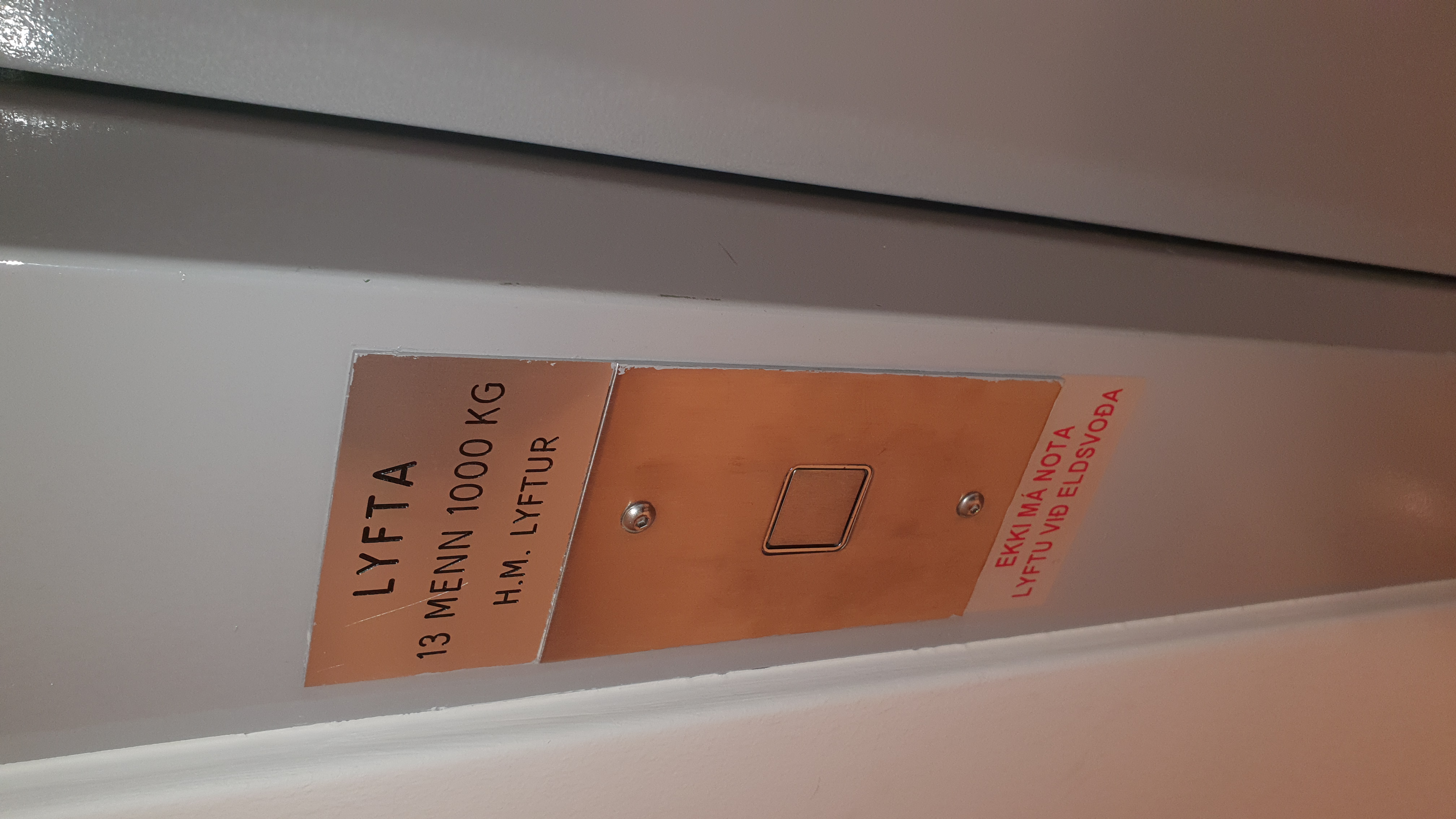 Selt - endurnýtt - Lyfta - til niðurtöku og flutnings 12