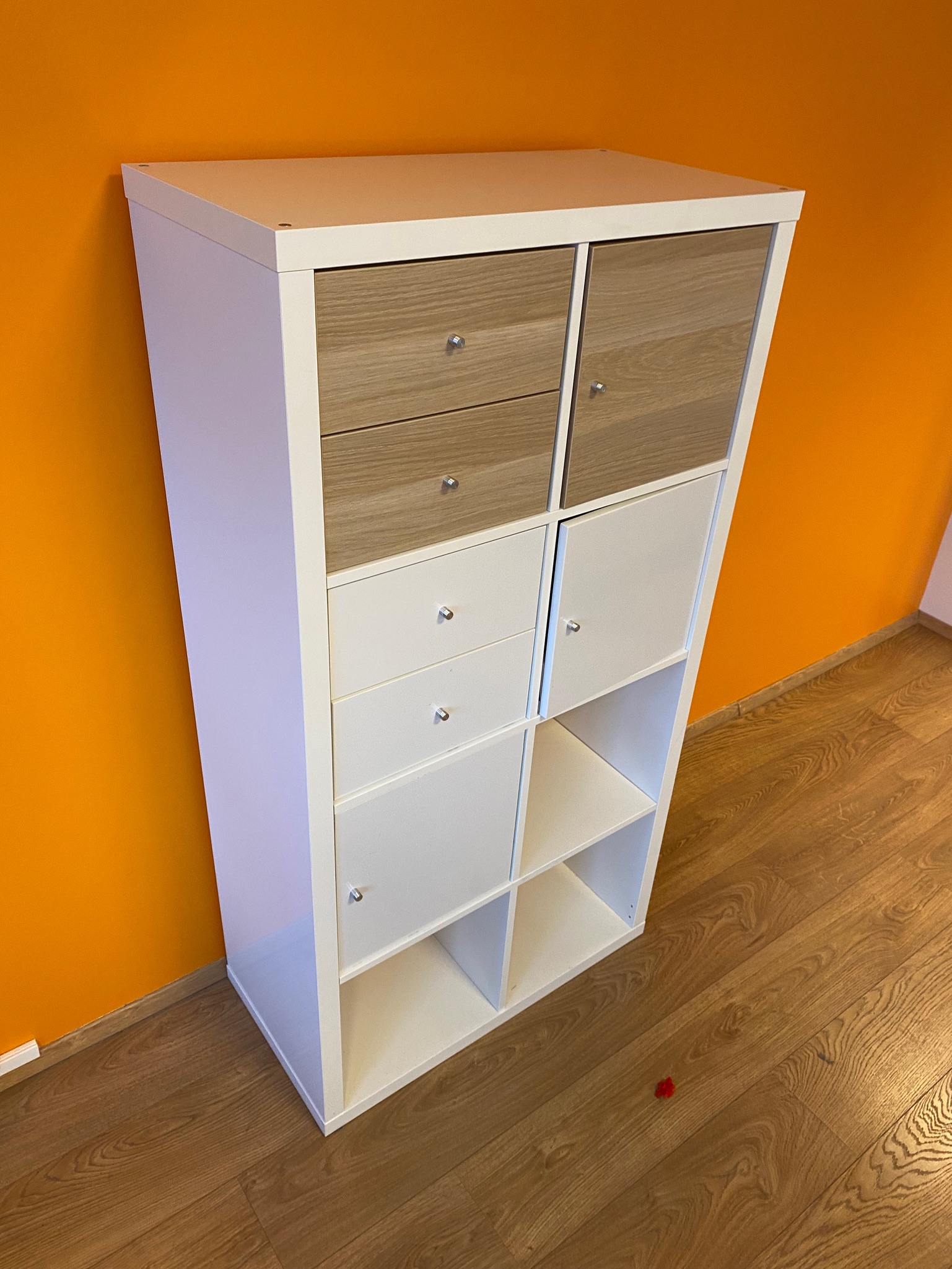 SELT / SOLD - Flottur IKEA skápur H146sm. x B76sm. 3