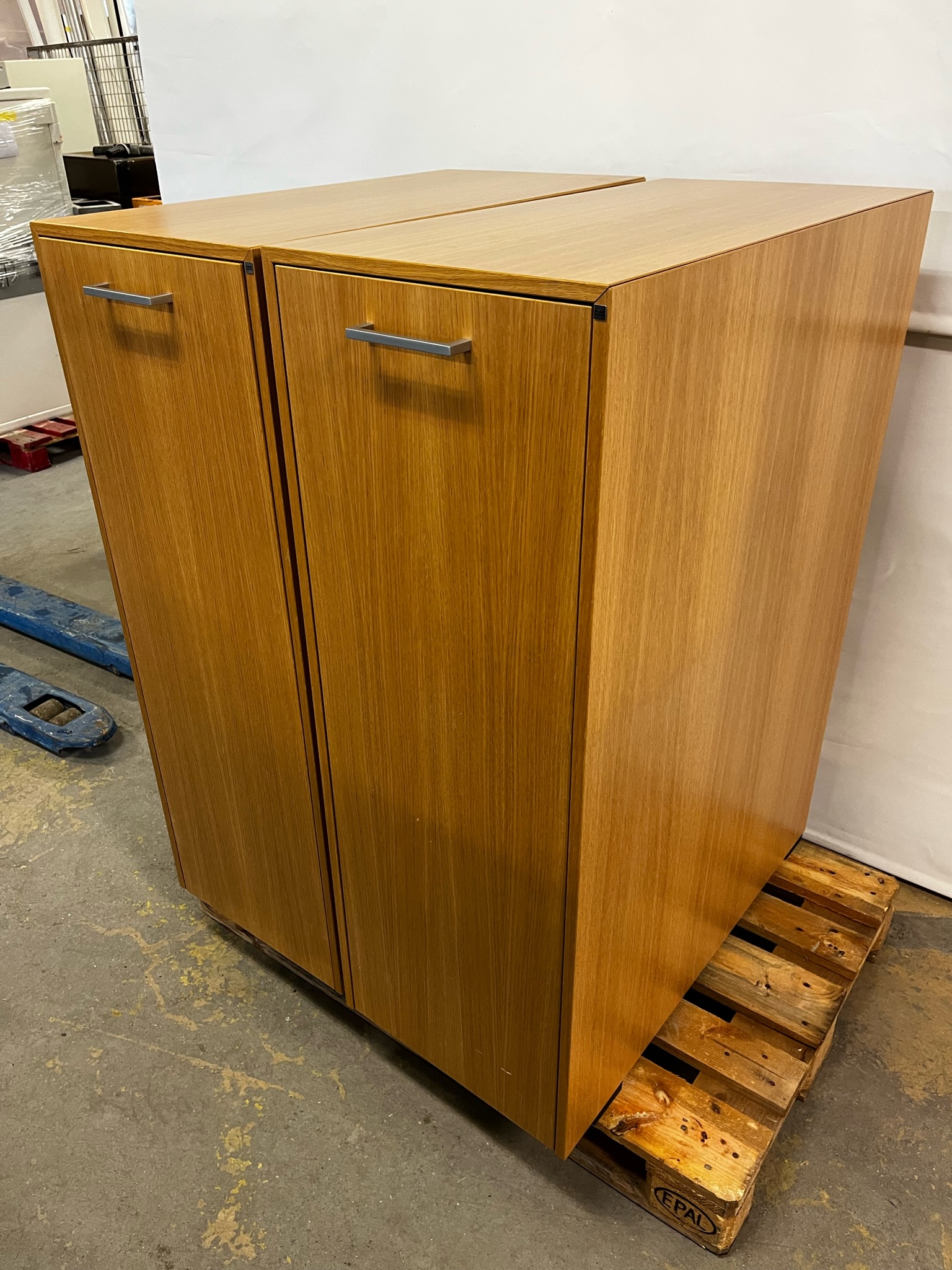 SELT / SOLD Cube Design Quadro turnskápur 3
