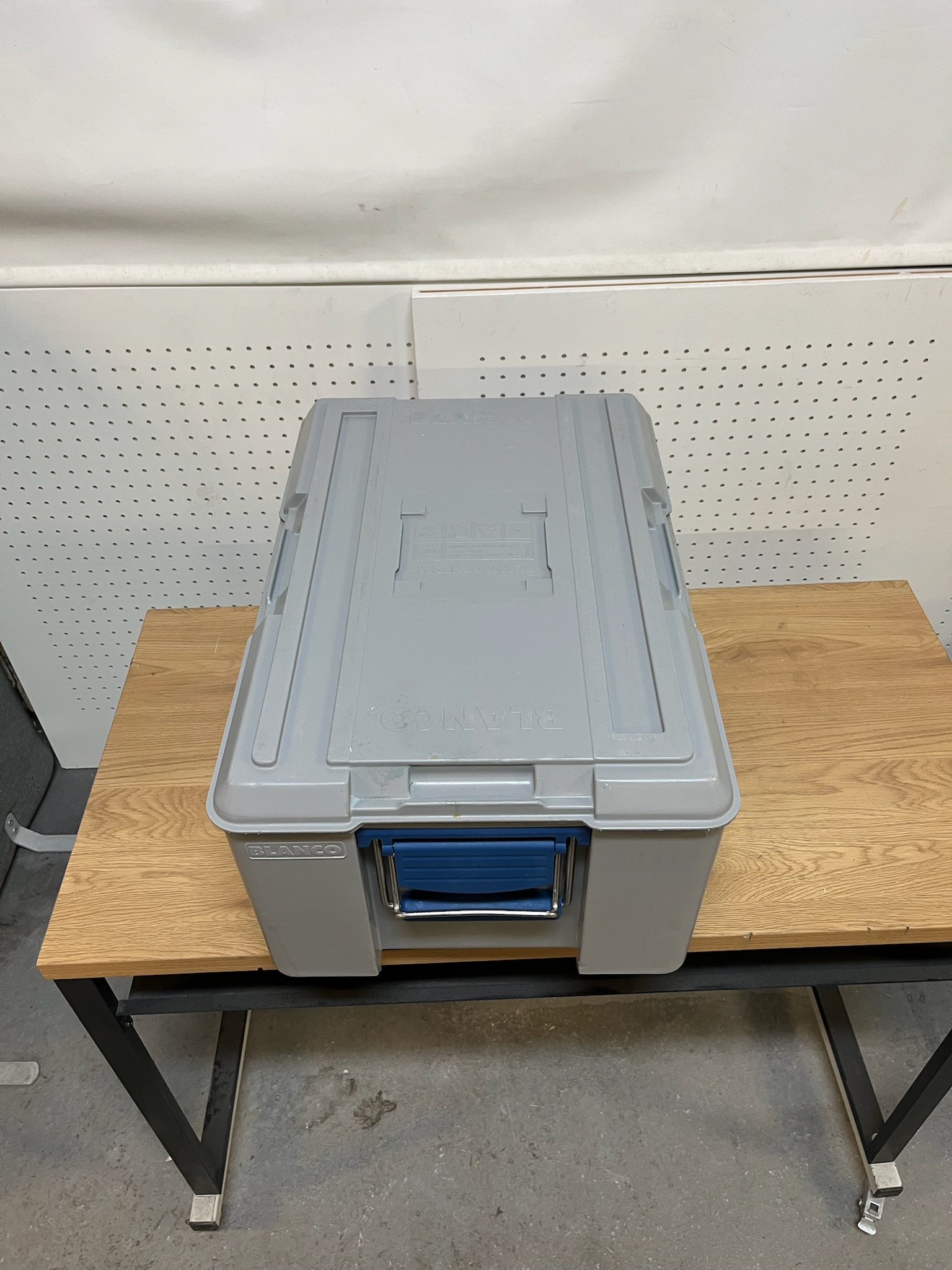 SELT / SOLD Blanco hitakassi 3