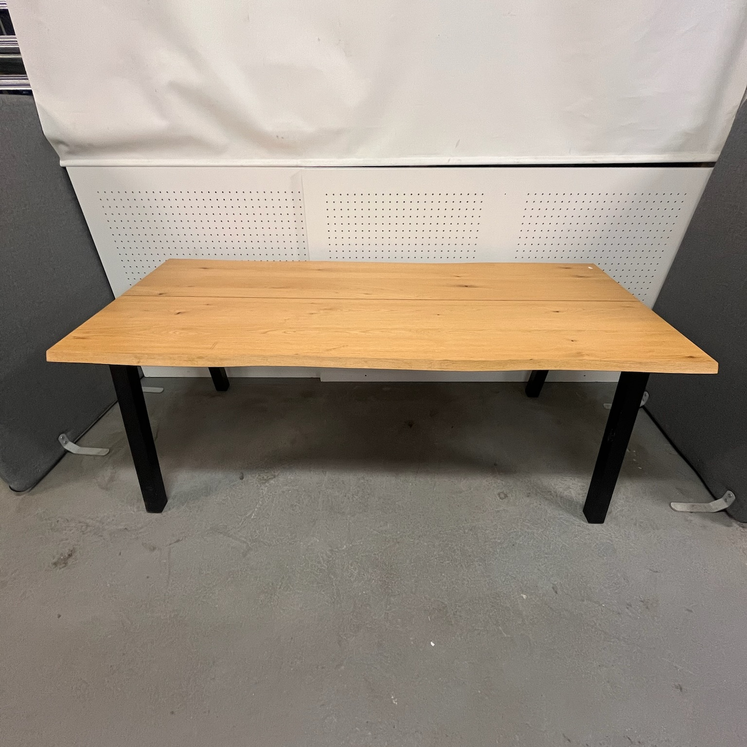 SELT / SOLD Jysk borðstofuborð með framlengingum, L200/292xB90sm. 2