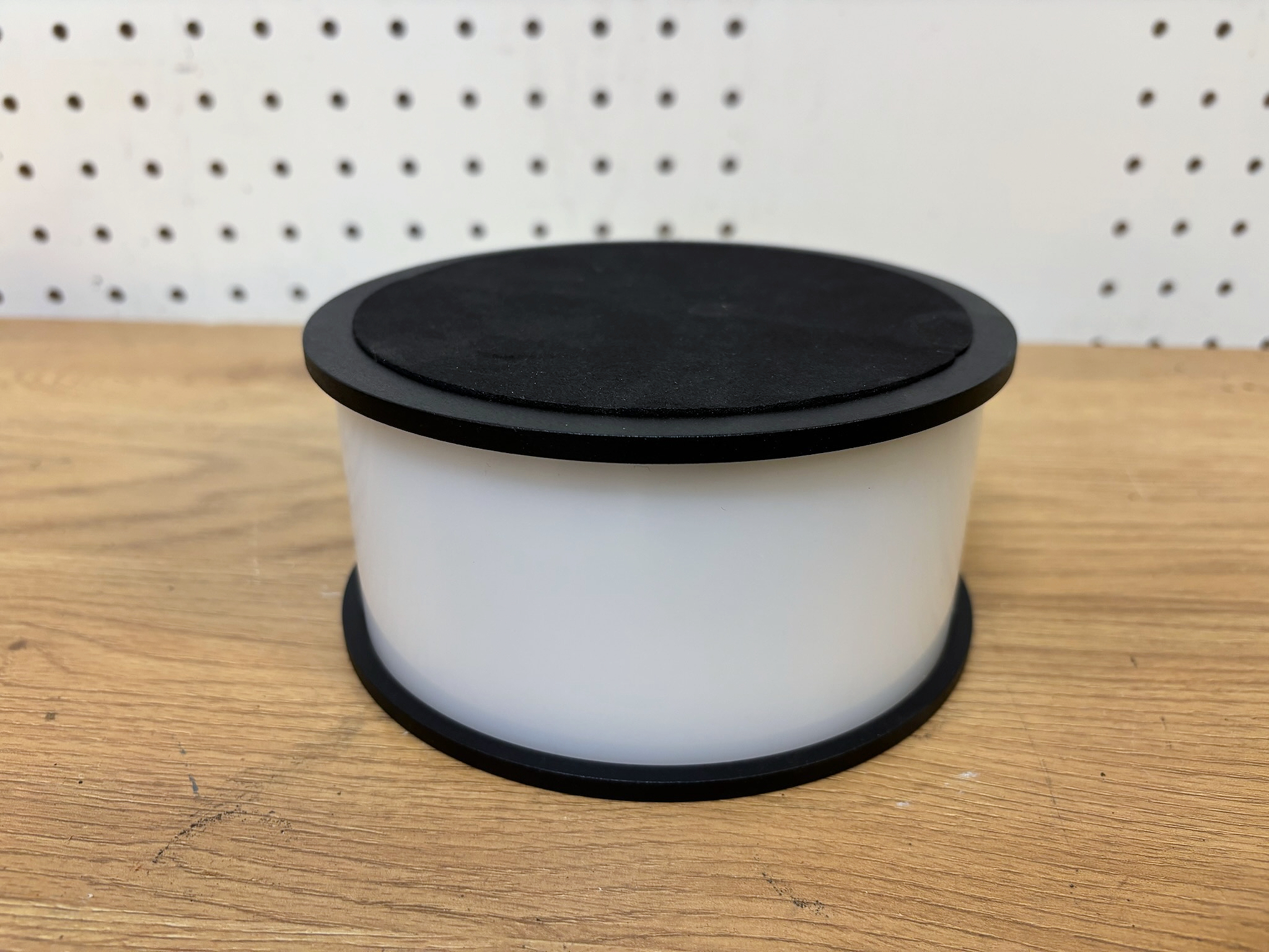 SELT / SOLD Chors vegglampi (12 stk.) - Umframefni/Ónotað 3