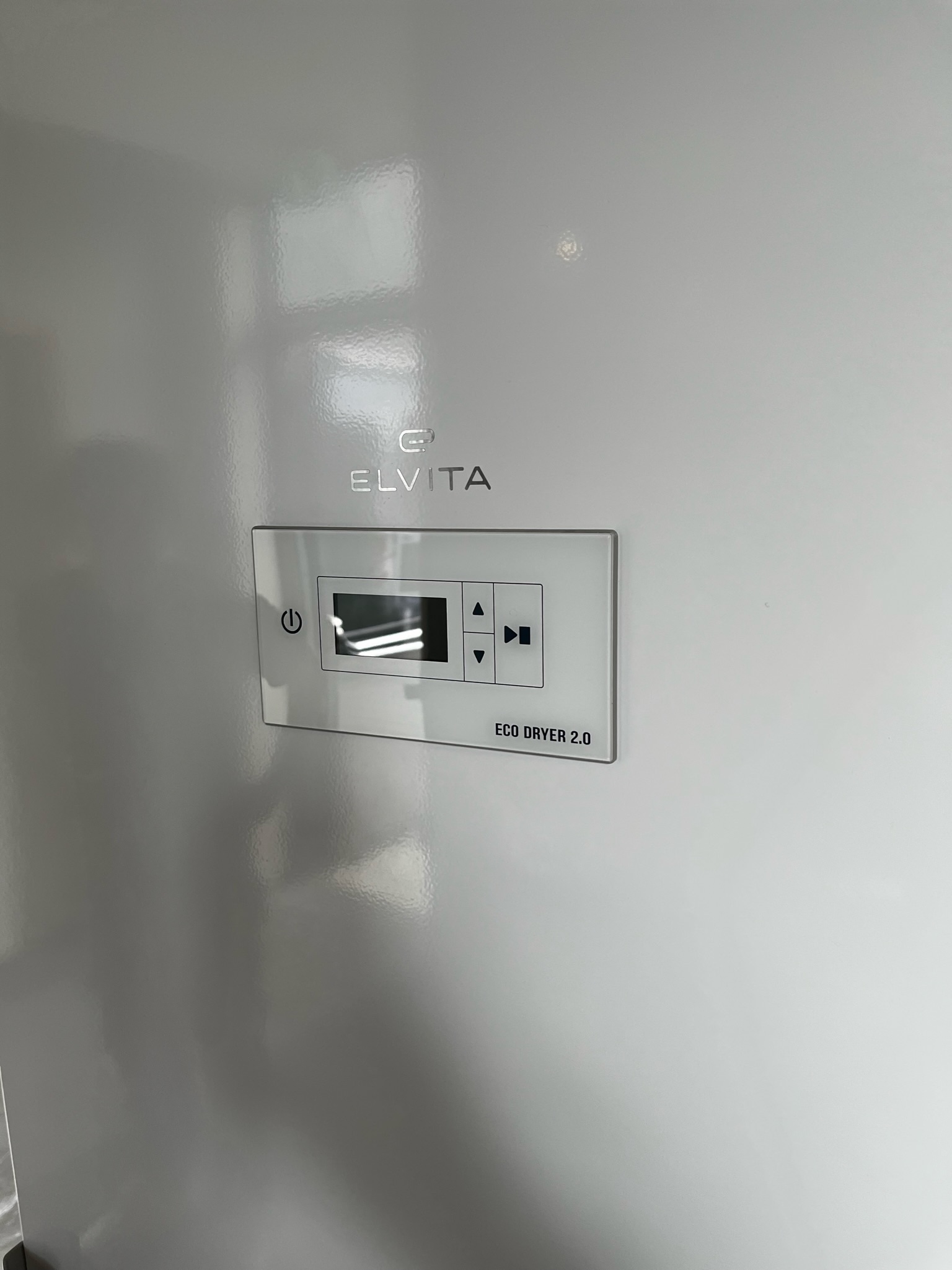 SELT / SOLD Elvita þurrkskápur - Sem nýr 4