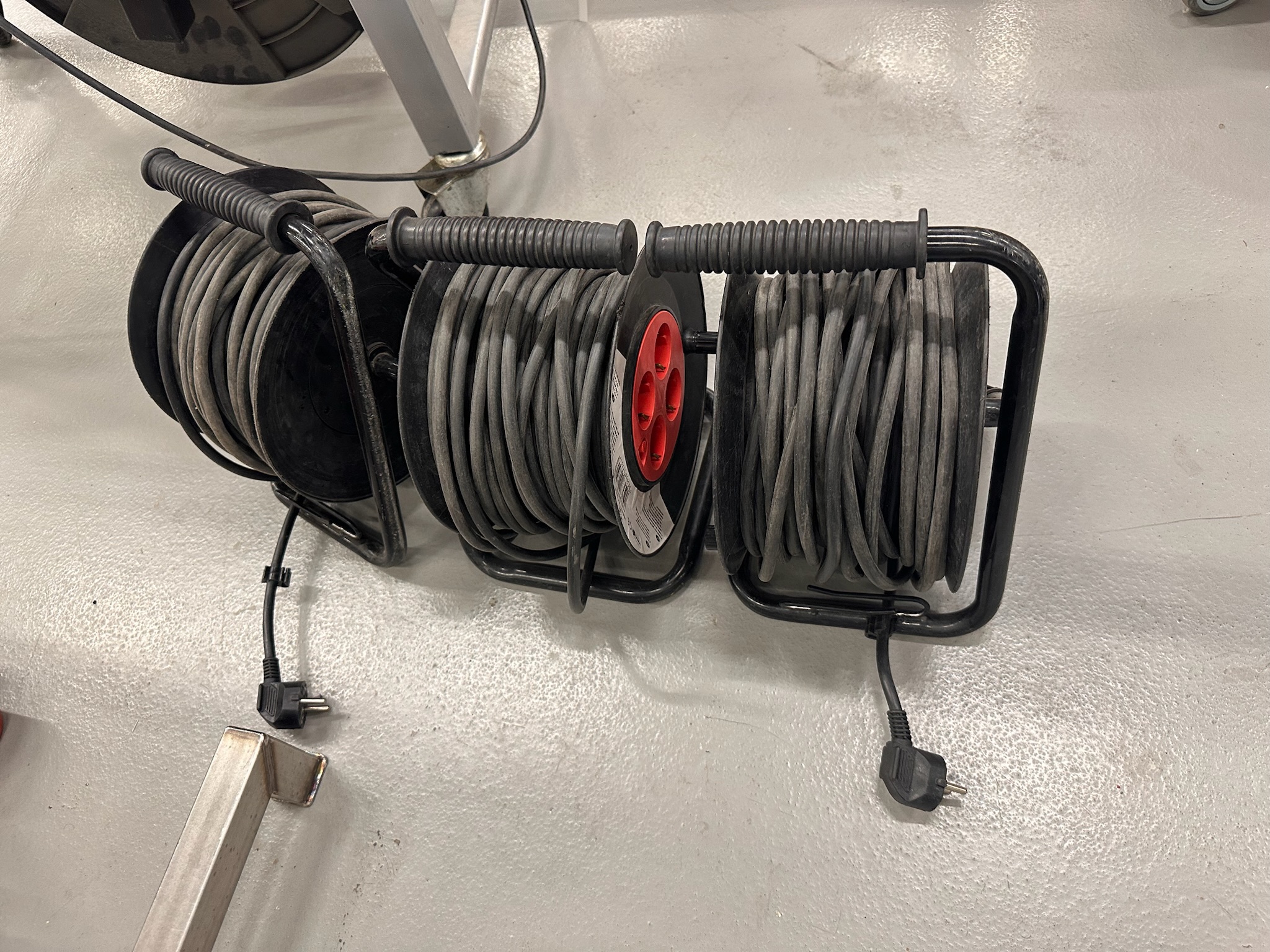 SELT / SOLD - Rafmagnskefli, 25m (3 stk.)