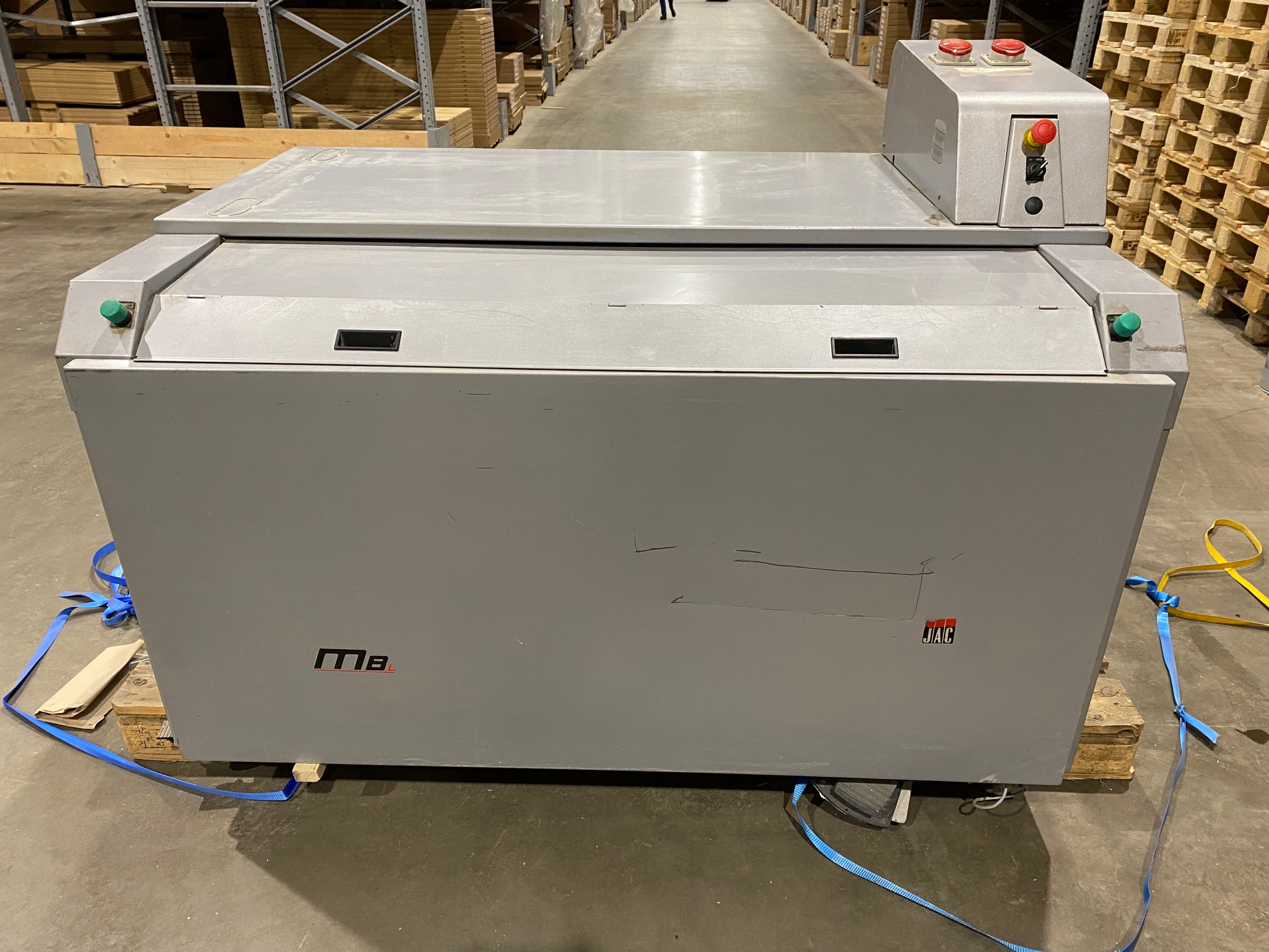 SELT / SOLD JAC MB-L deighvílir 2