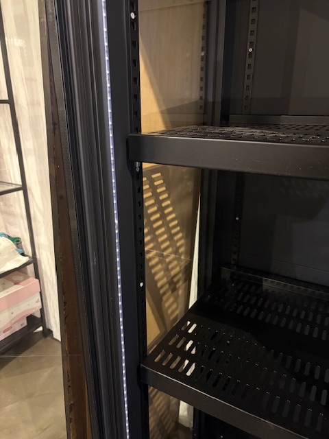 SELT / SOLD Celit display kælir frá BVT, 862ltr., 2025 3