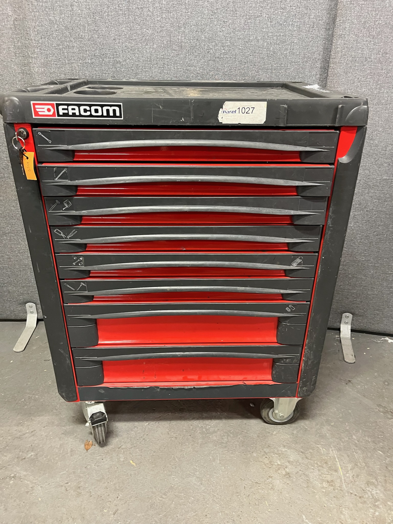 SELT / SOLD Facom Jet XL verkfæraskápur frá Ísól, 6+2 skúffur - nr.11 2