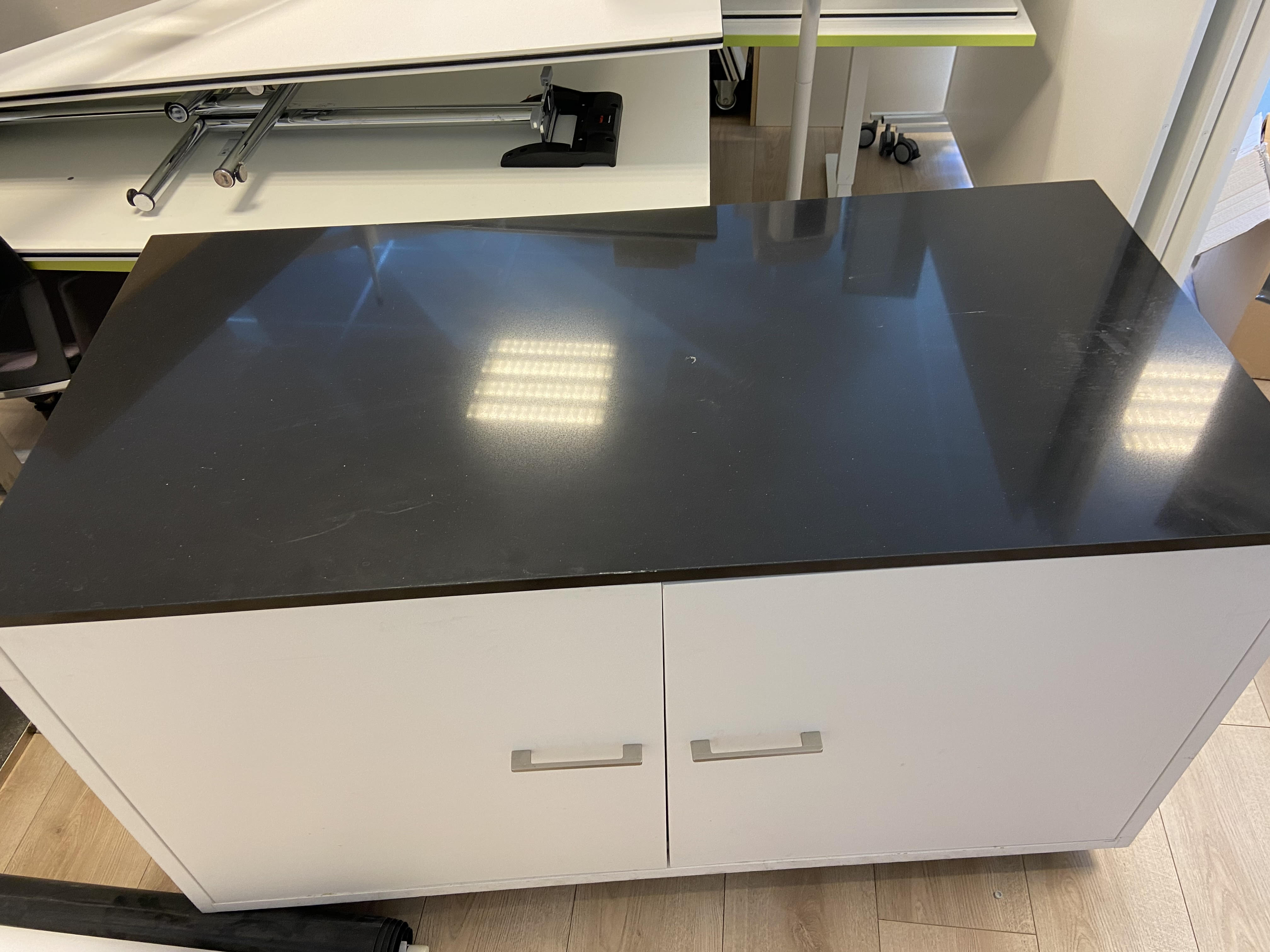 SELT / SOLD Stílhreinn Enofrigo salatbar frá ProGastro 8