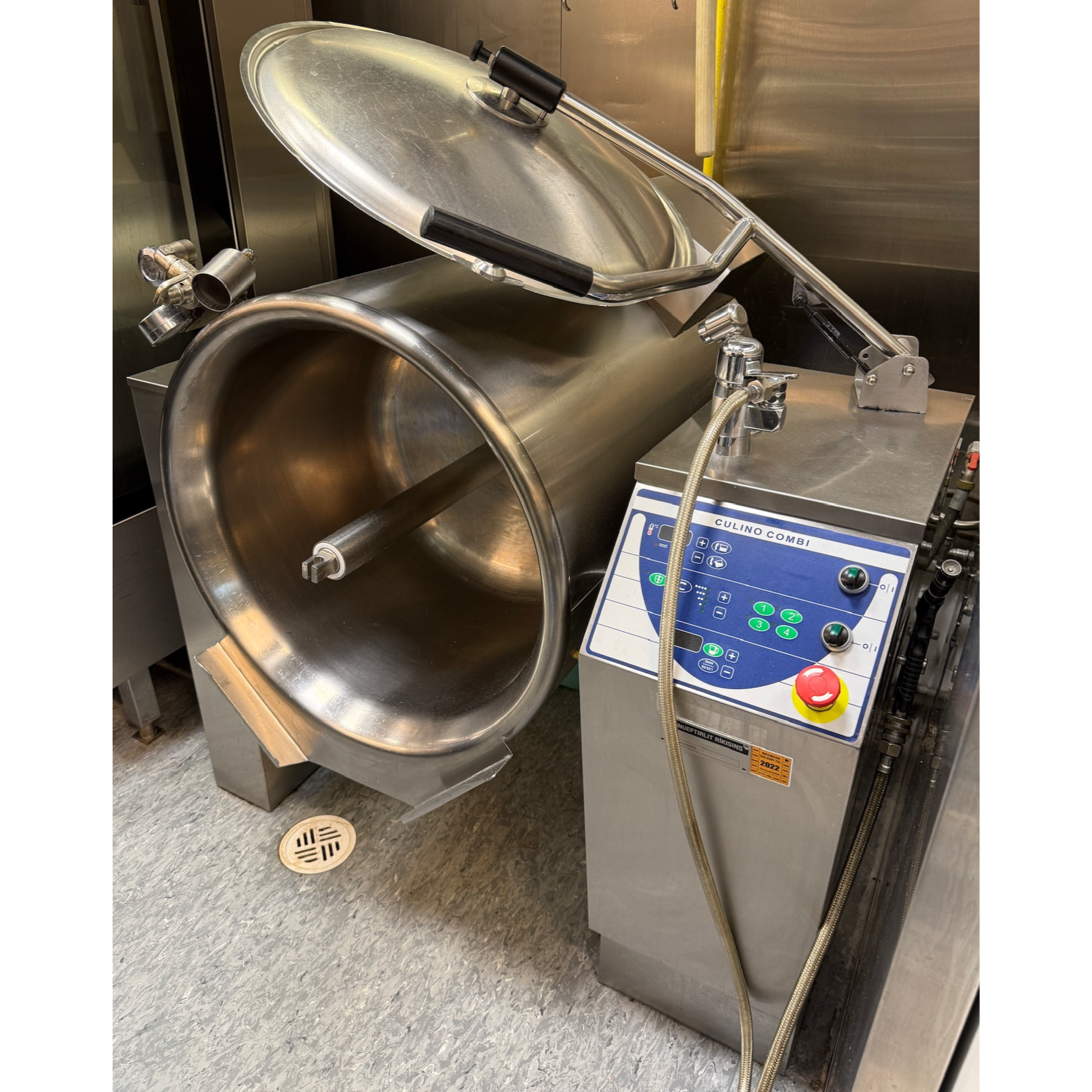 SELT / SOLD Metos gufupottur frá Fastus, 100L